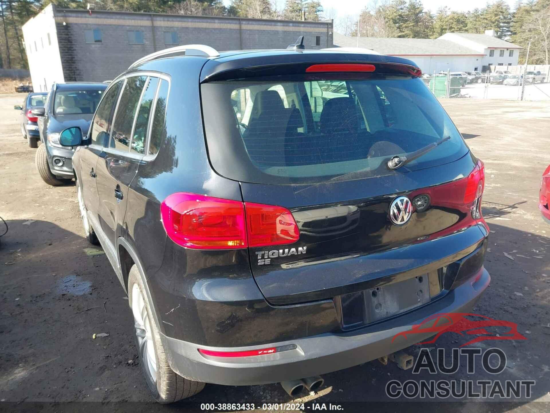 VOLKSWAGEN TIGUAN 2016 - WVGAV7AX2GW515546