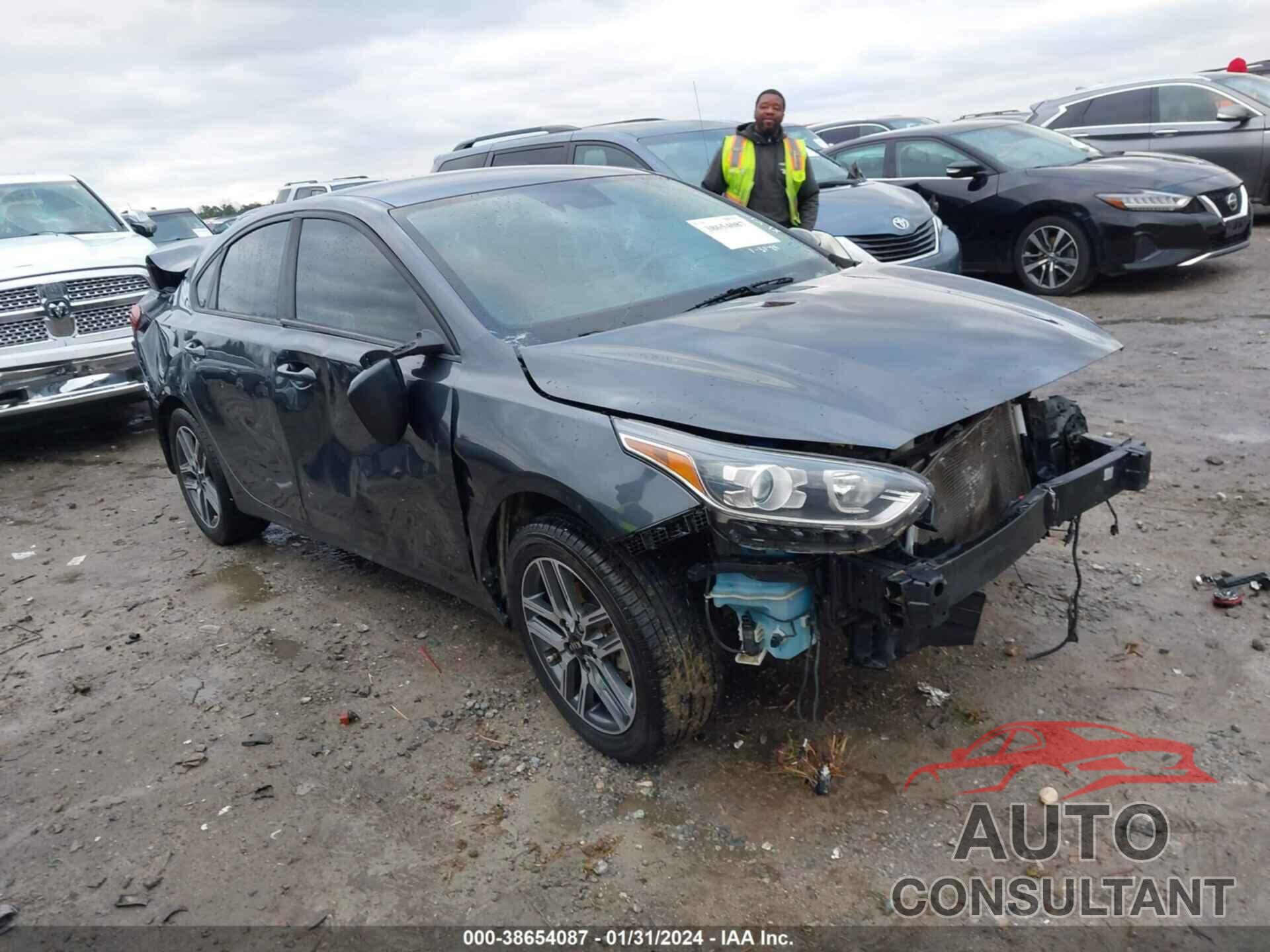 KIA FORTE 2019 - 3KPF34AD1KE024618