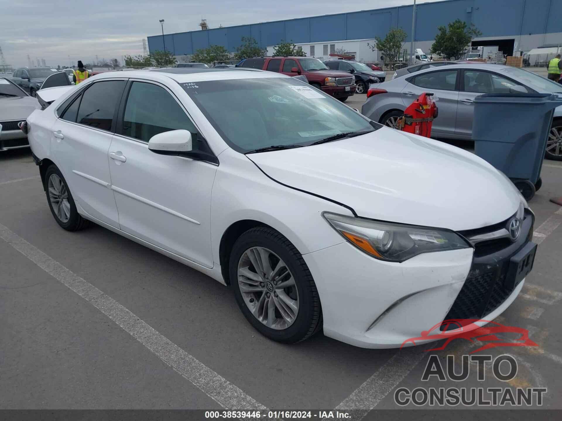 TOYOTA CAMRY 2016 - 4T1BF1FK9GU258456
