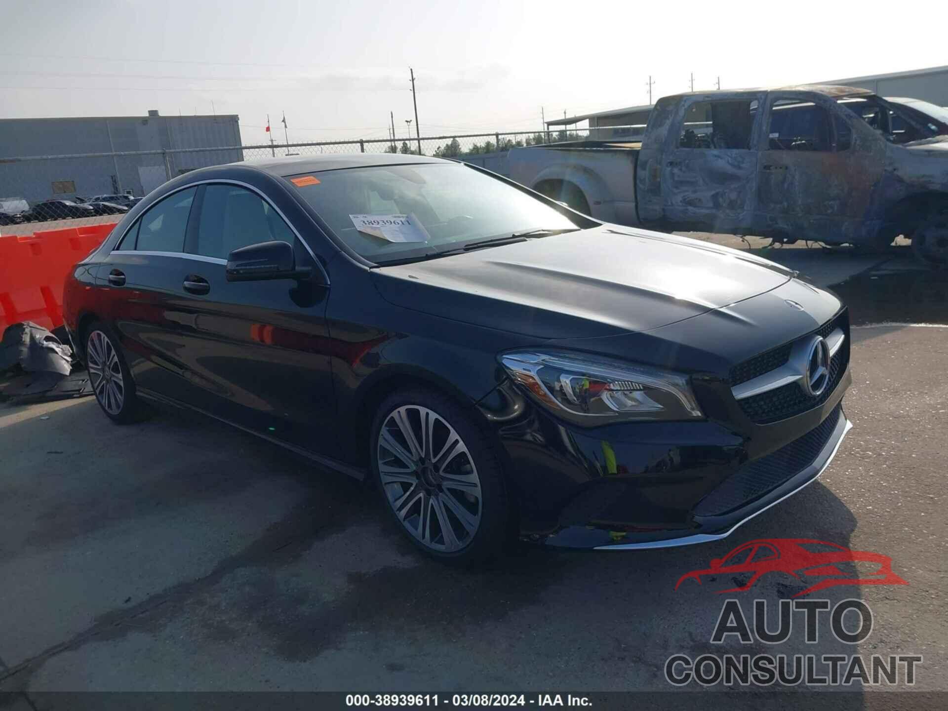 MERCEDES-BENZ CLA 250 2019 - WDDSJ4EB6KN730238