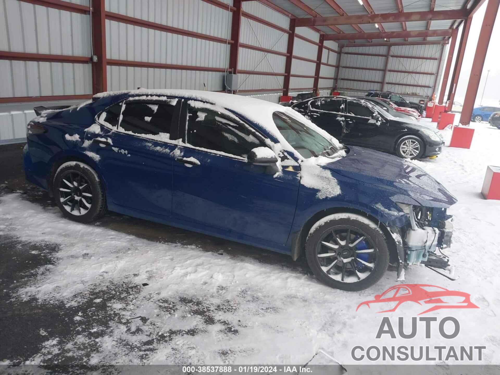 TOYOTA CAMRY 2023 - 4T1C11BK0PU087525
