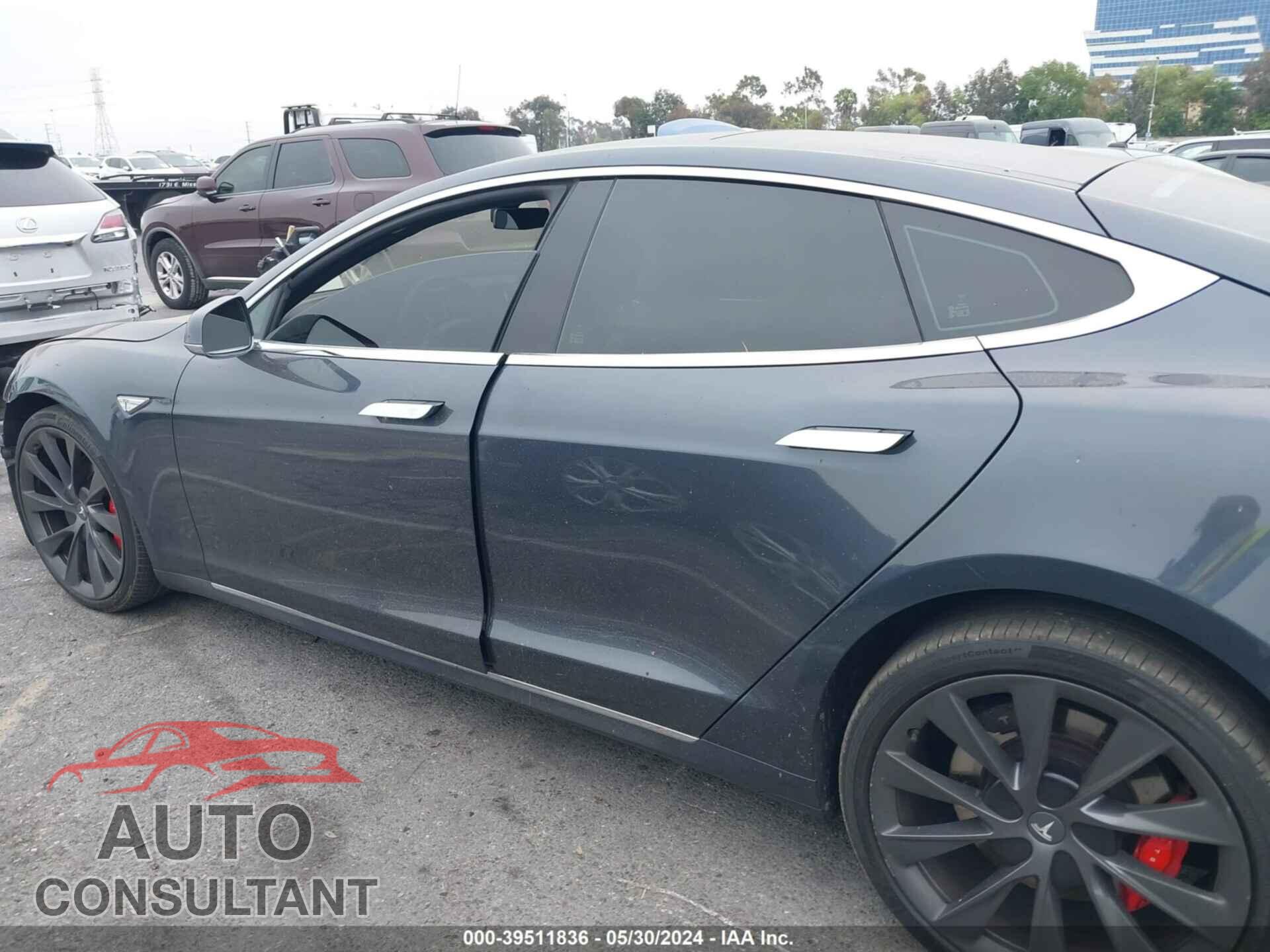 TESLA MODEL S 2016 - 5YJSA1E41GF146636