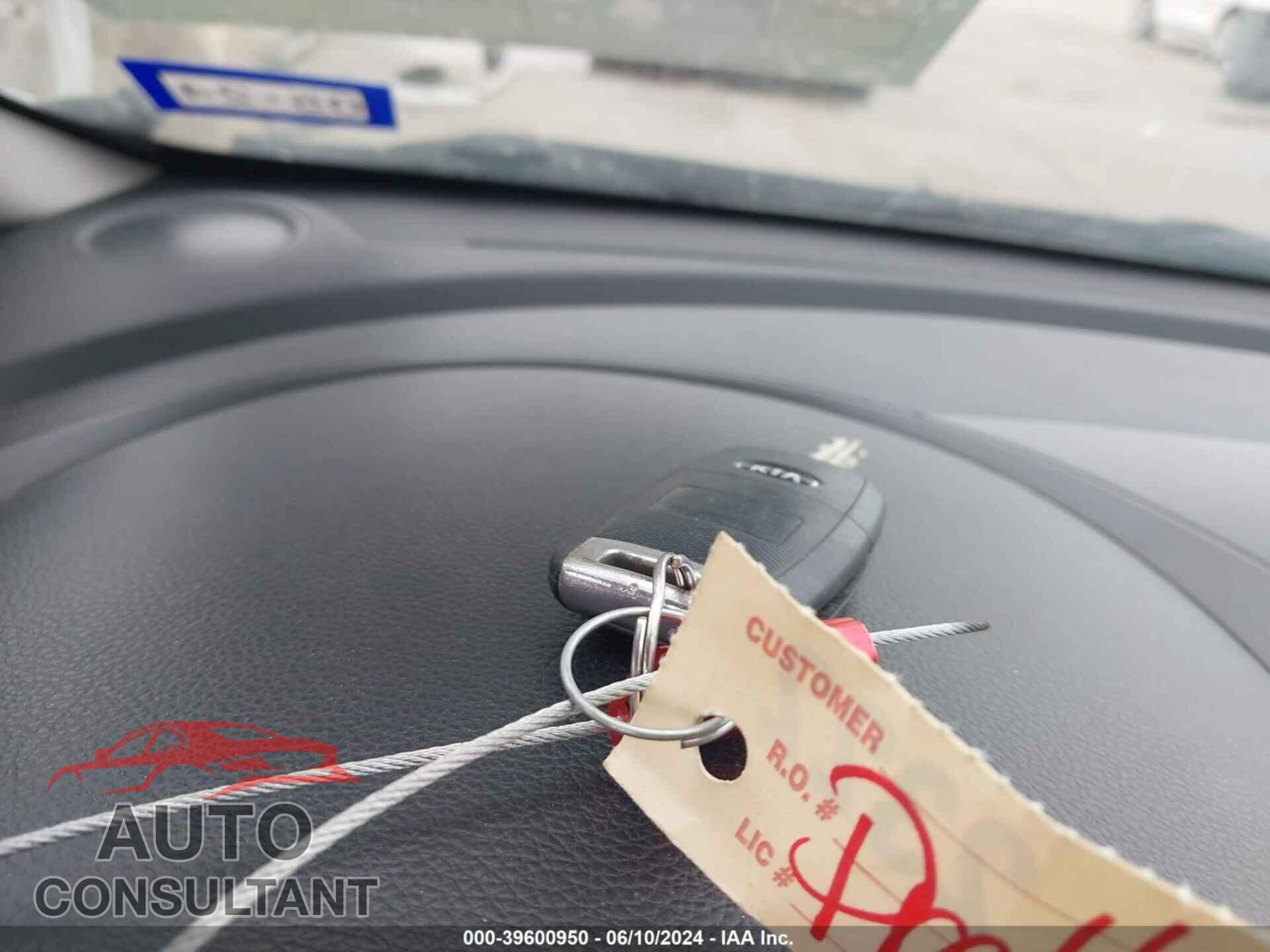 KIA FORTE 2017 - 3KPFK4A73HE024237