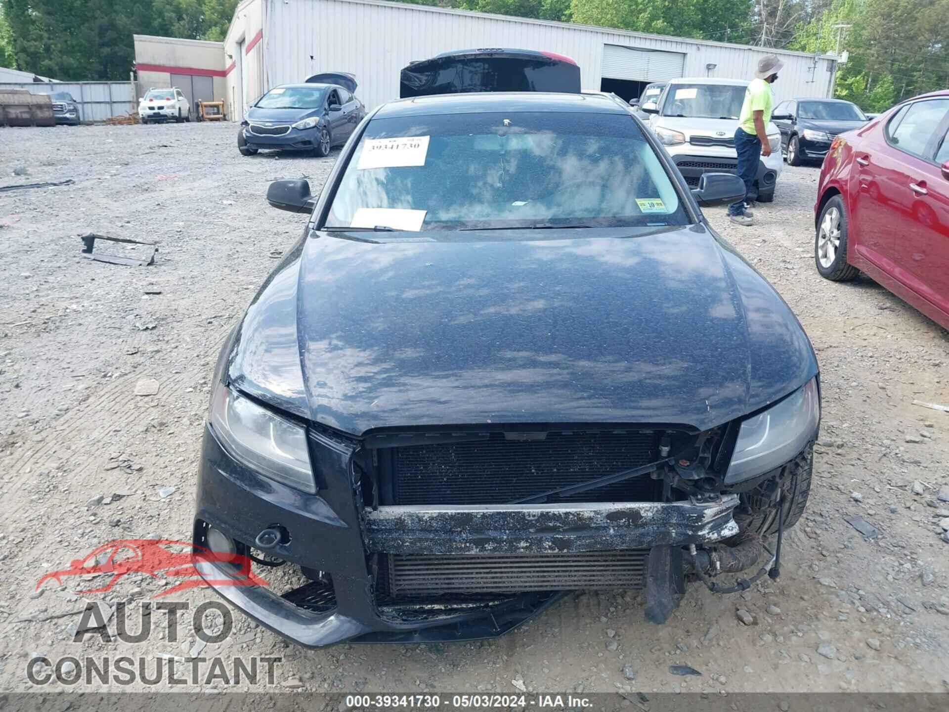 AUDI A4 2011 - WAUDFAFL9BN019558