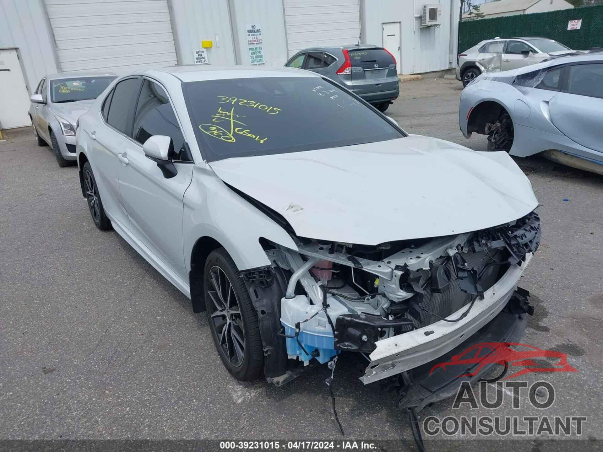 TOYOTA CAMRY 2024 - 4T1G11AK4RU193157