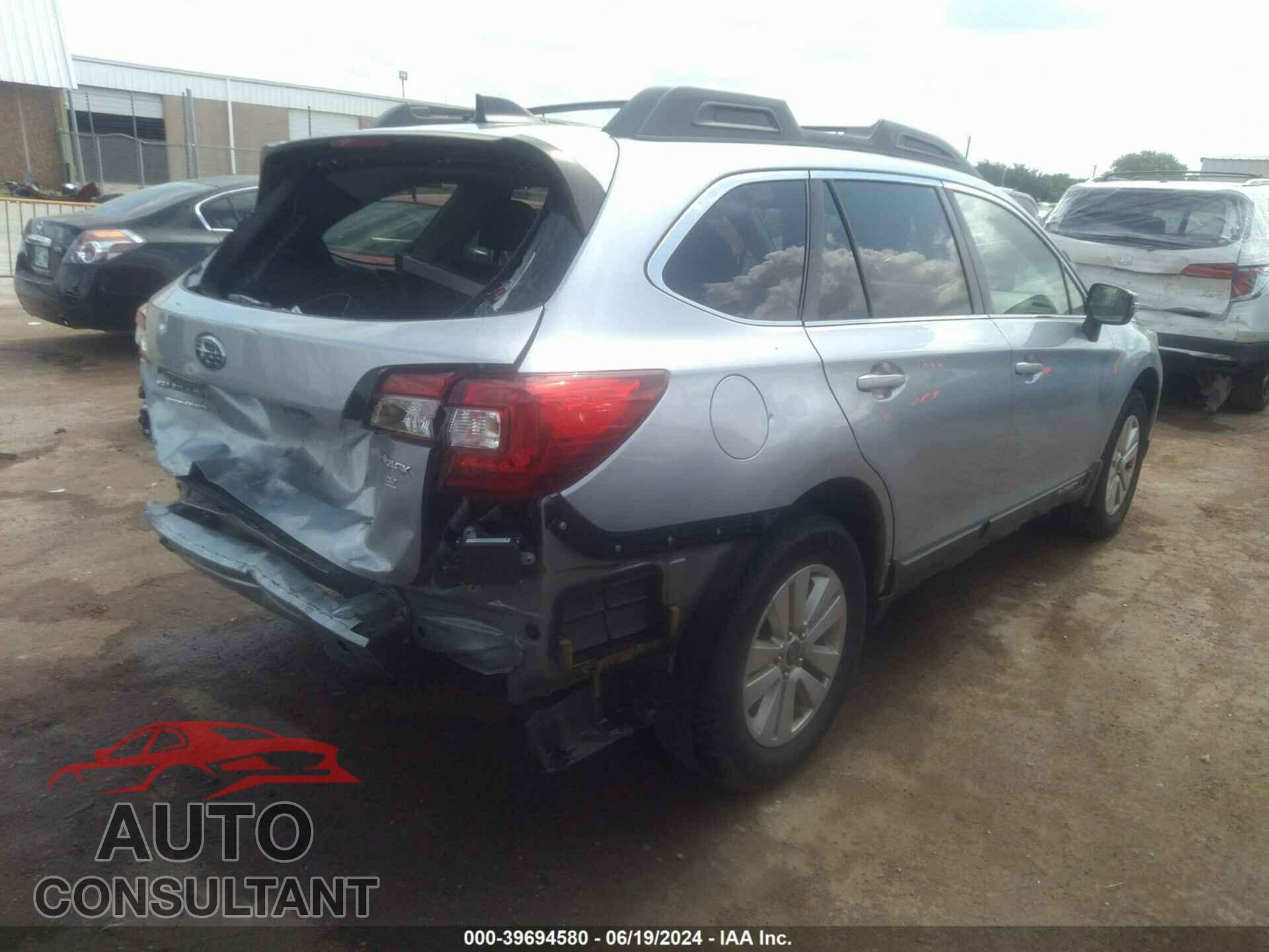 SUBARU OUTBACK 2017 - 4S4BSAFC1H3329287