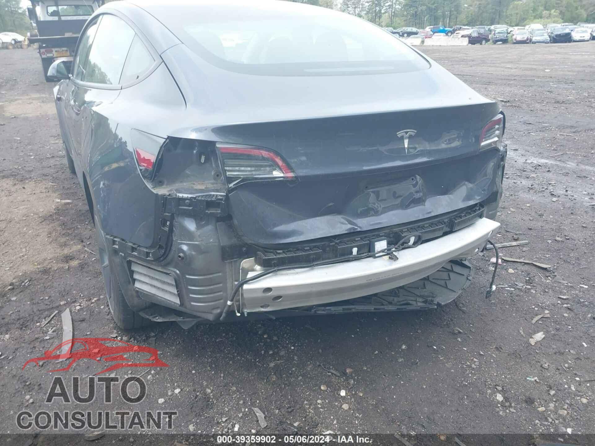 TESLA MODEL 3 2022 - 5YJ3E1EA4NF192991