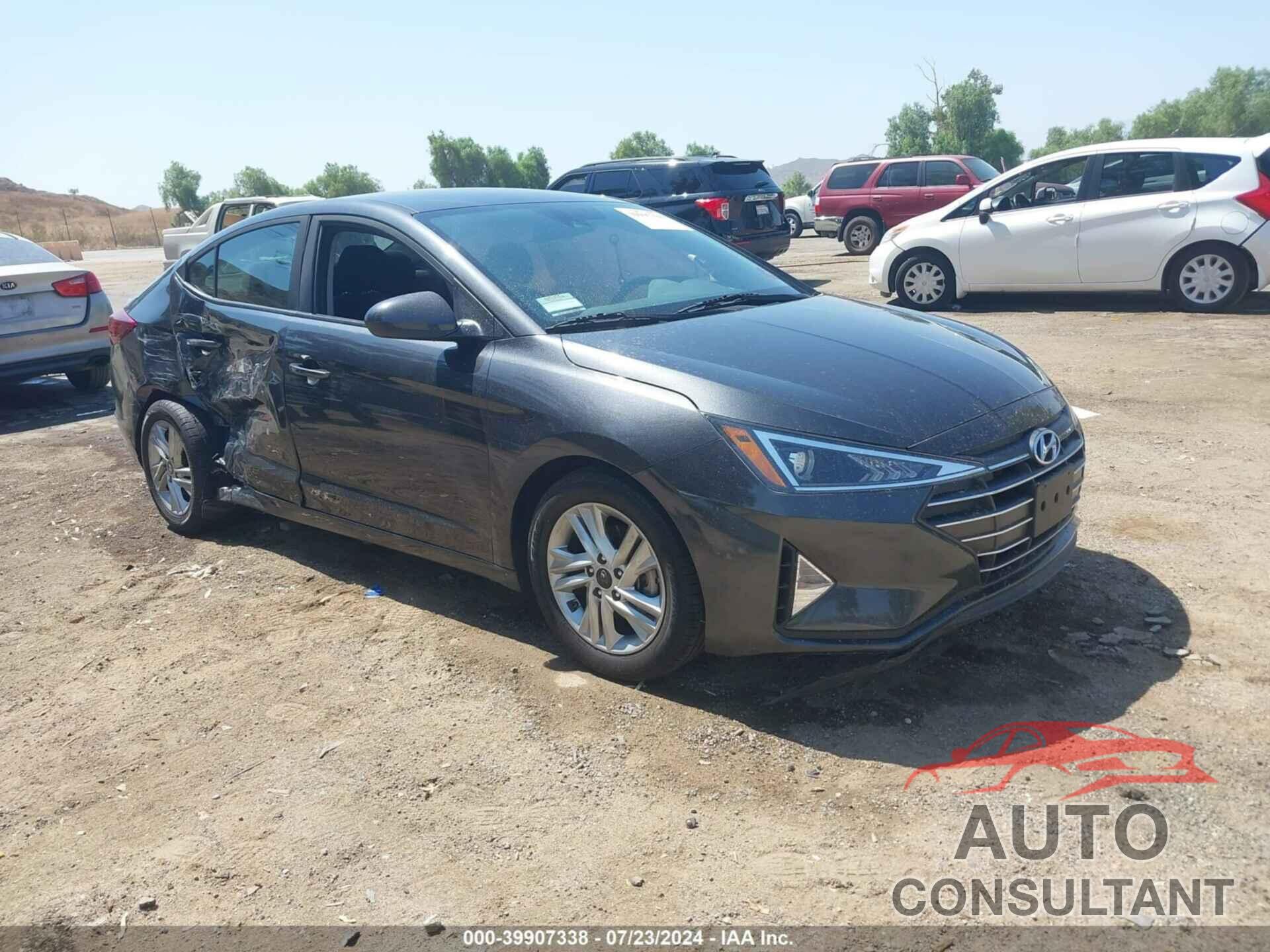 HYUNDAI ELANTRA 2020 - 5NPD84LF2LH571529