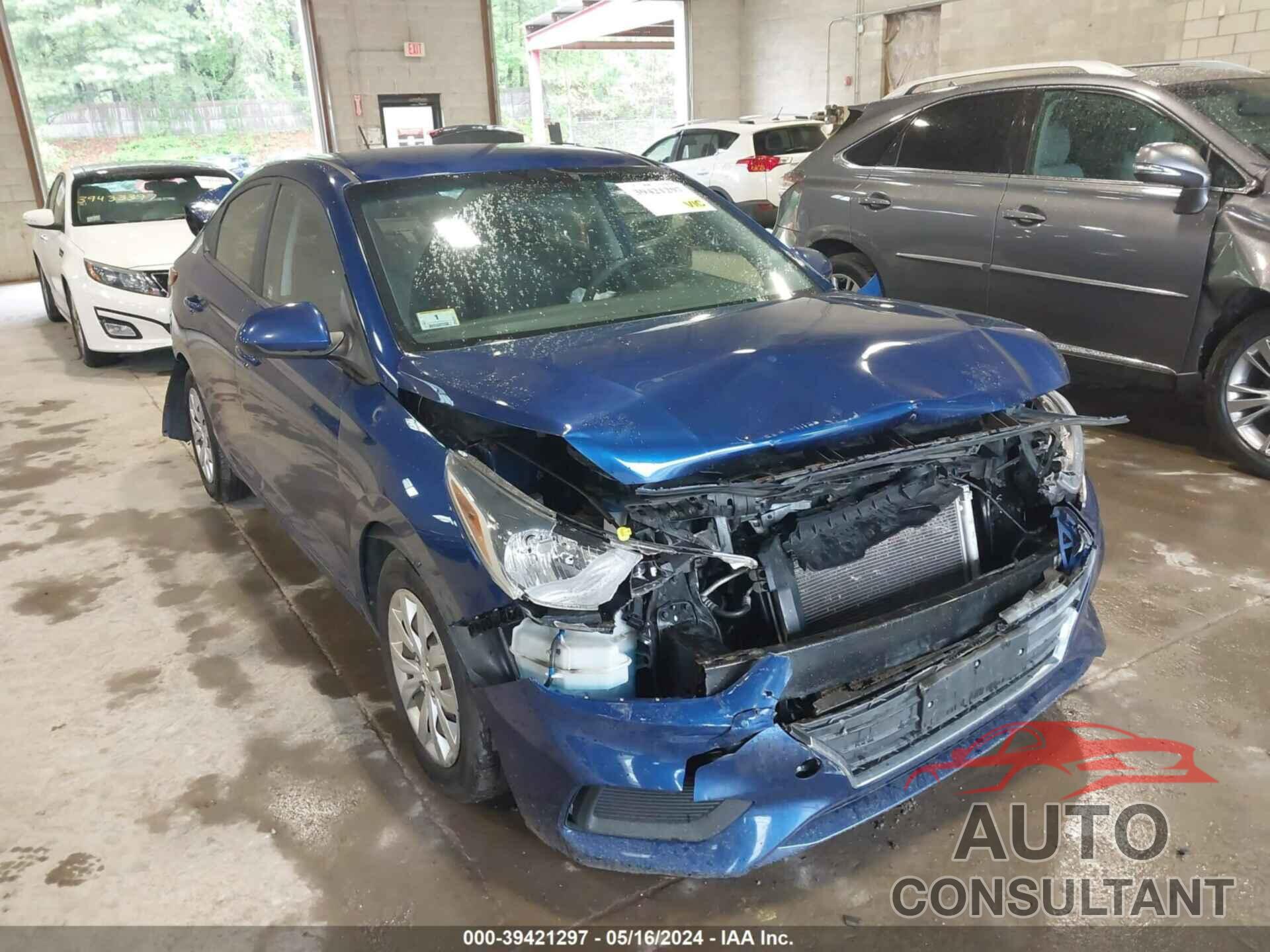 HYUNDAI ACCENT 2018 - 3KPC24A31JE028888