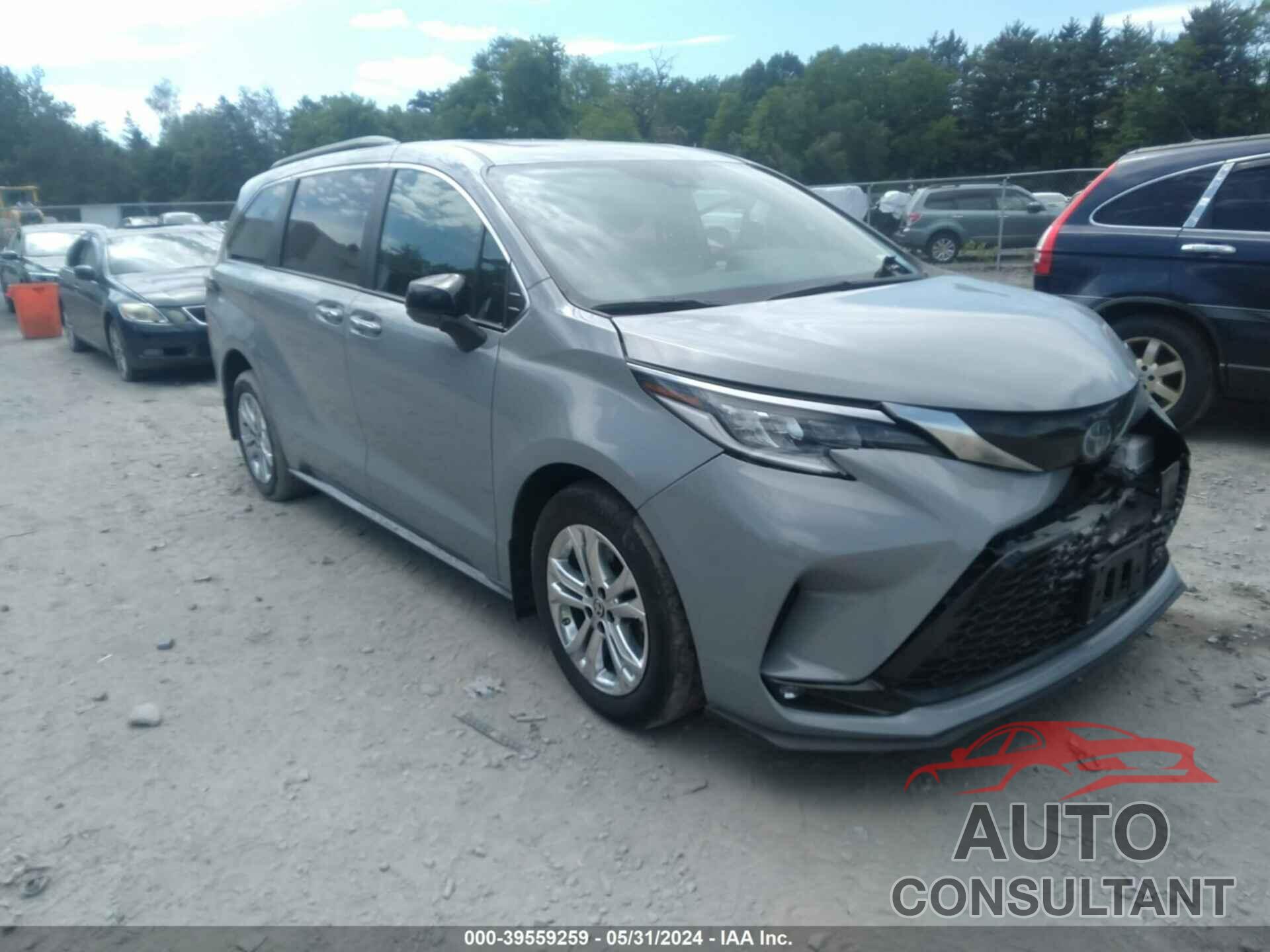 TOYOTA SIENNA 2023 - 5TDDSKFC6PS094708