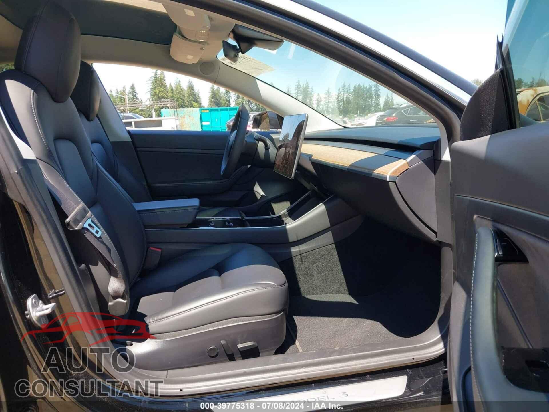 TESLA MODEL 3 2020 - 5YJ3E1EA4LF736581