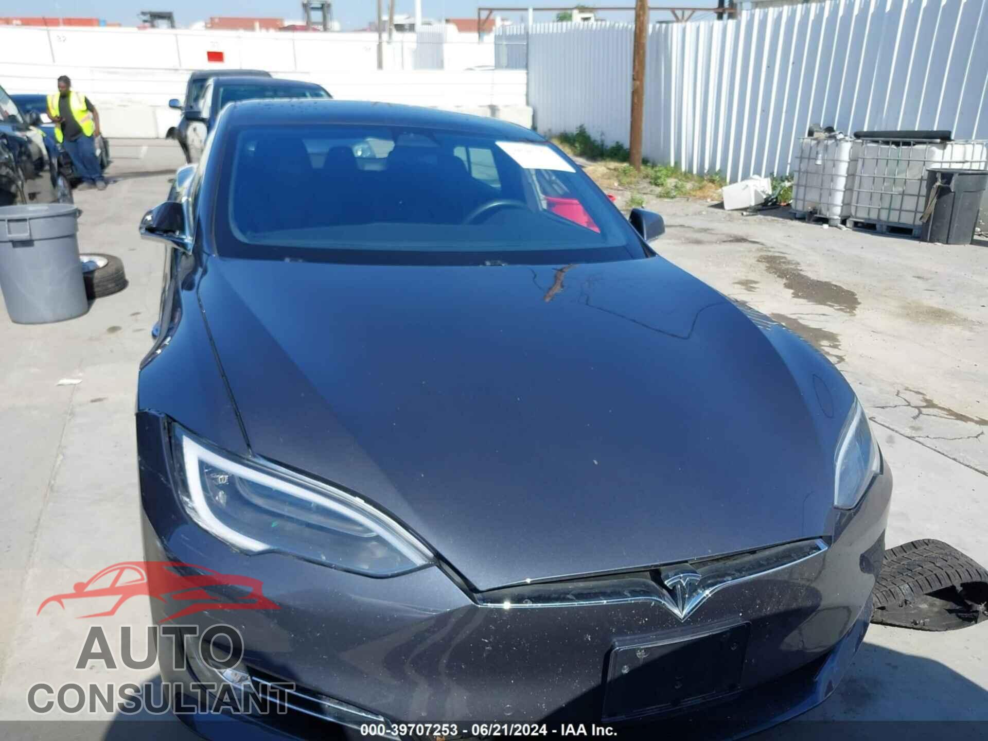 TESLA MODEL S 2018 - 5YJSA1E22JF263468