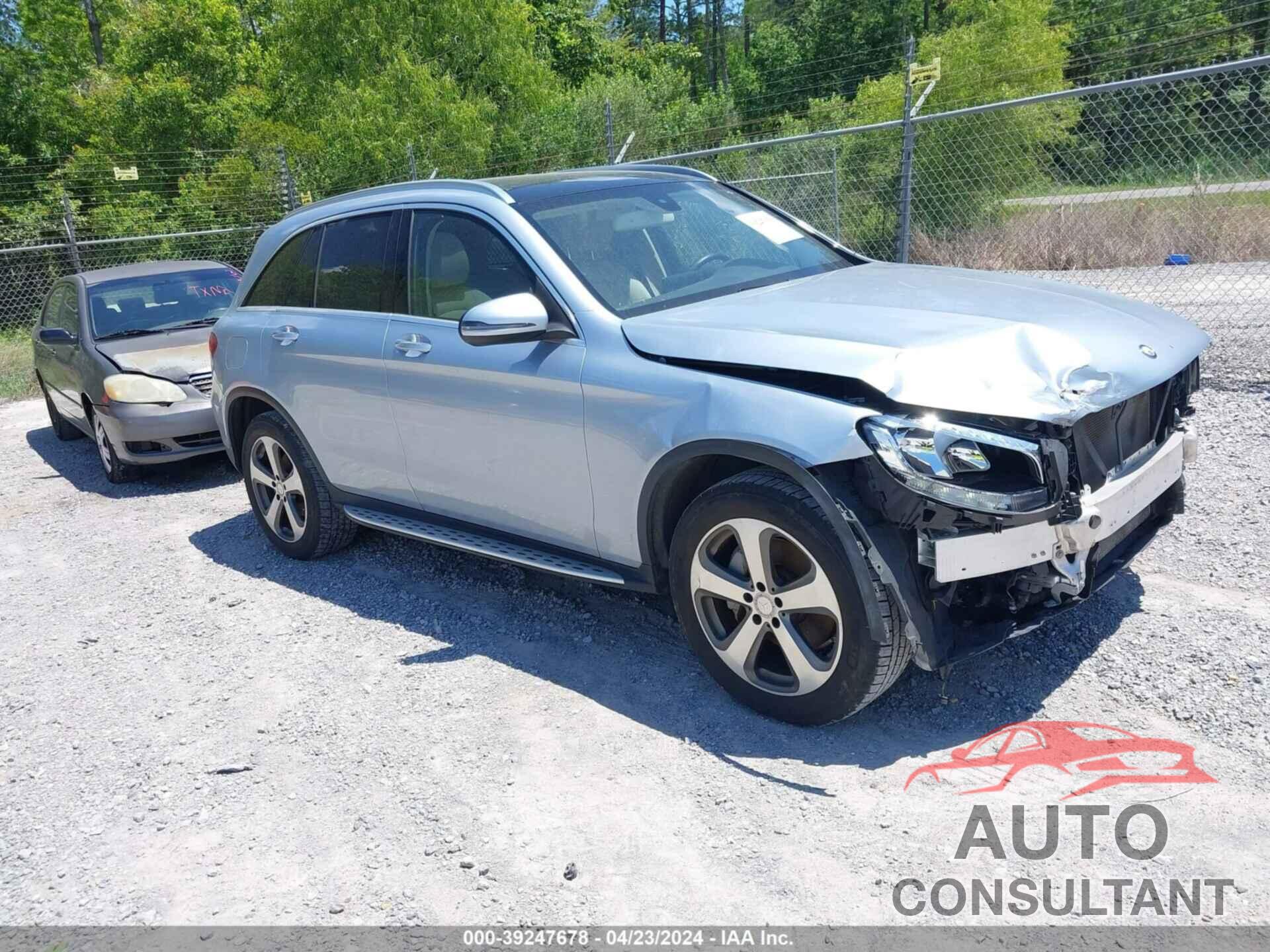 MERCEDES-BENZ GLC 300 2016 - WDC0G4JB4GF100090