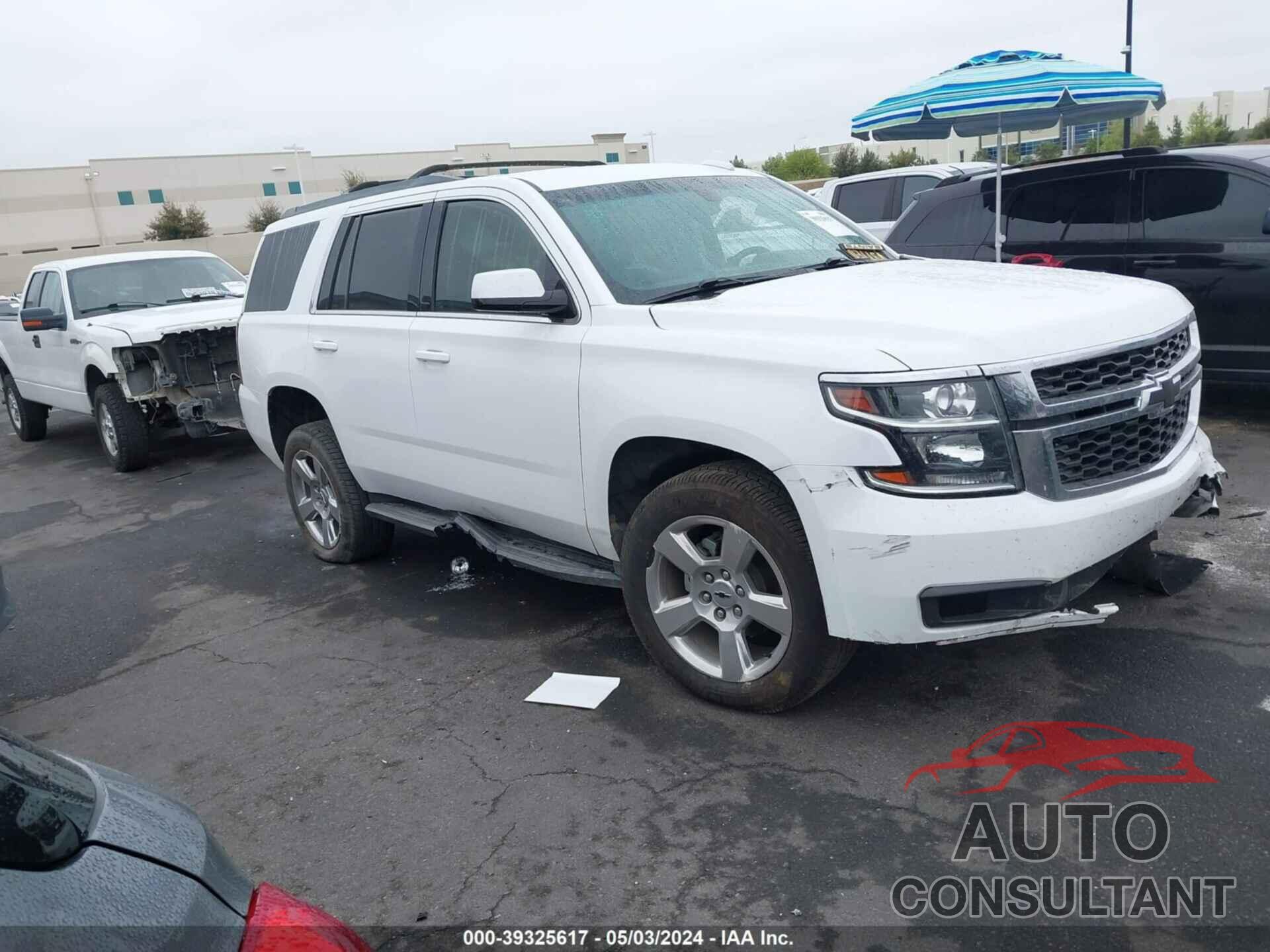 CHEVROLET TAHOE 2018 - 1GNSKAKC2JR377188