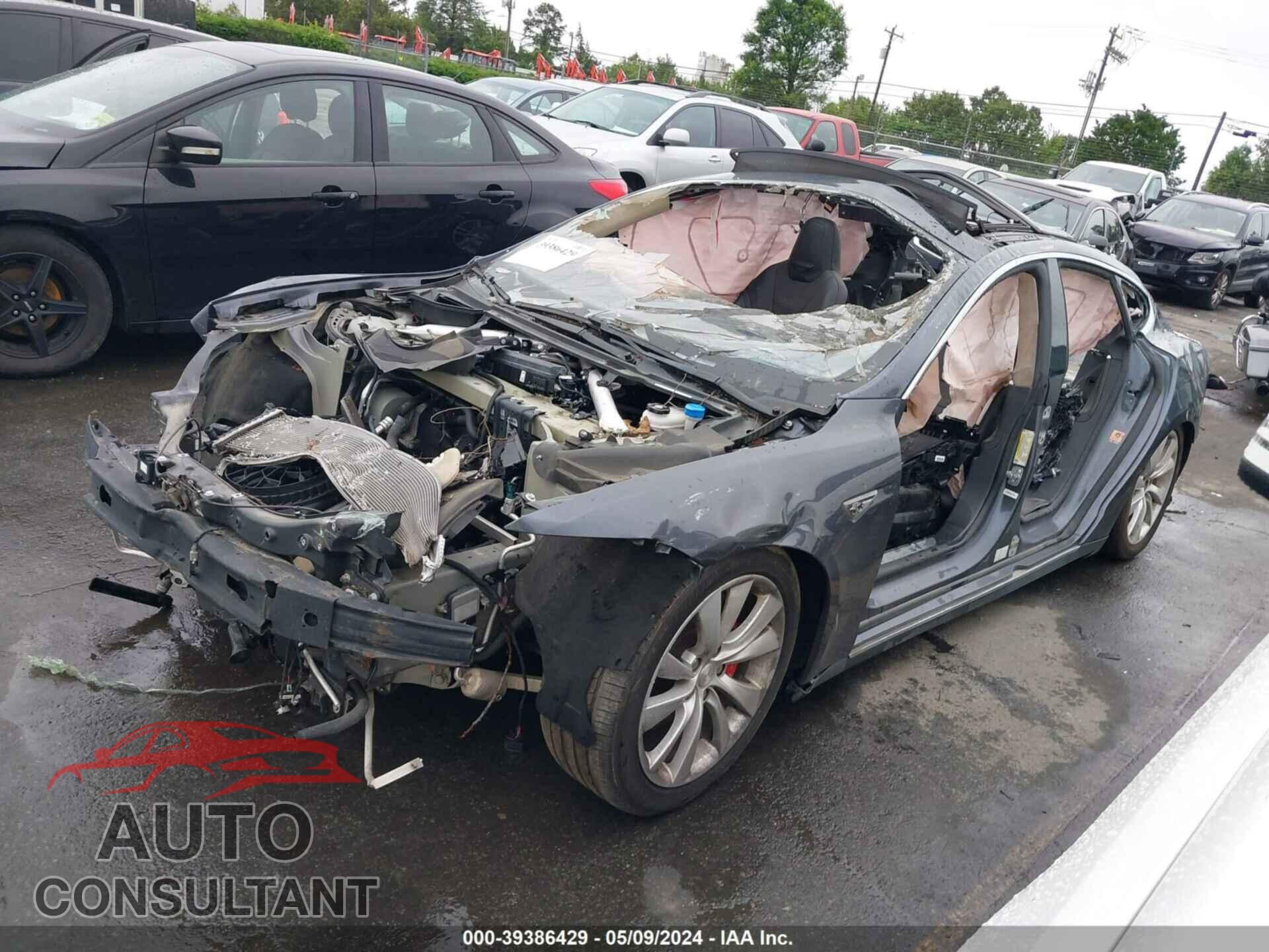 TESLA MODEL S 2016 - 5YJSA1E49GF131530