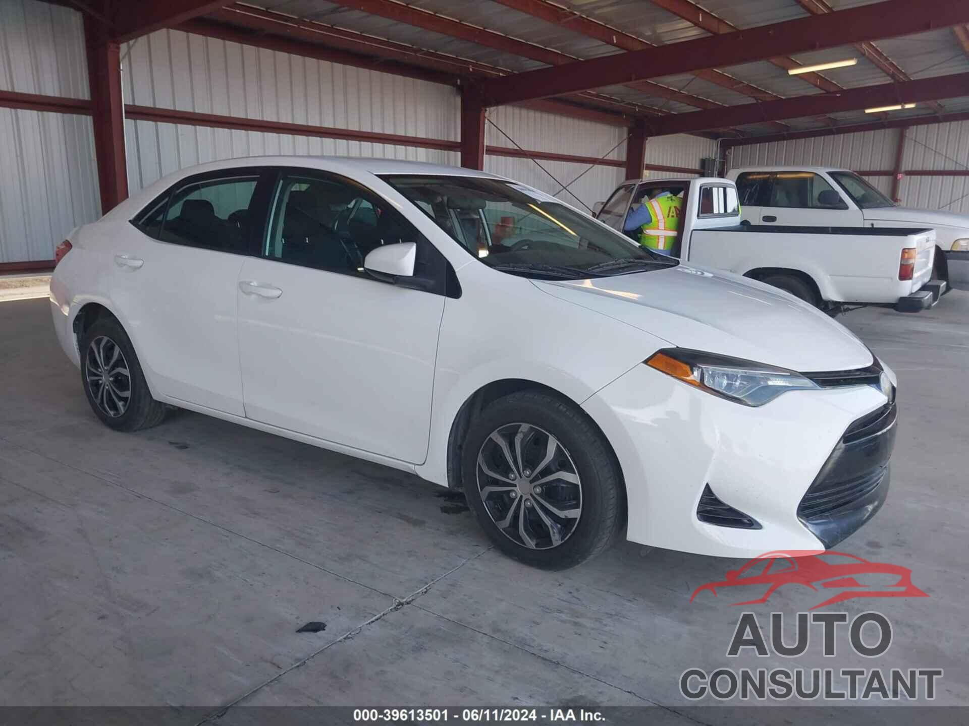 TOYOTA COROLLA 2018 - 2T1BURHE1JC986731