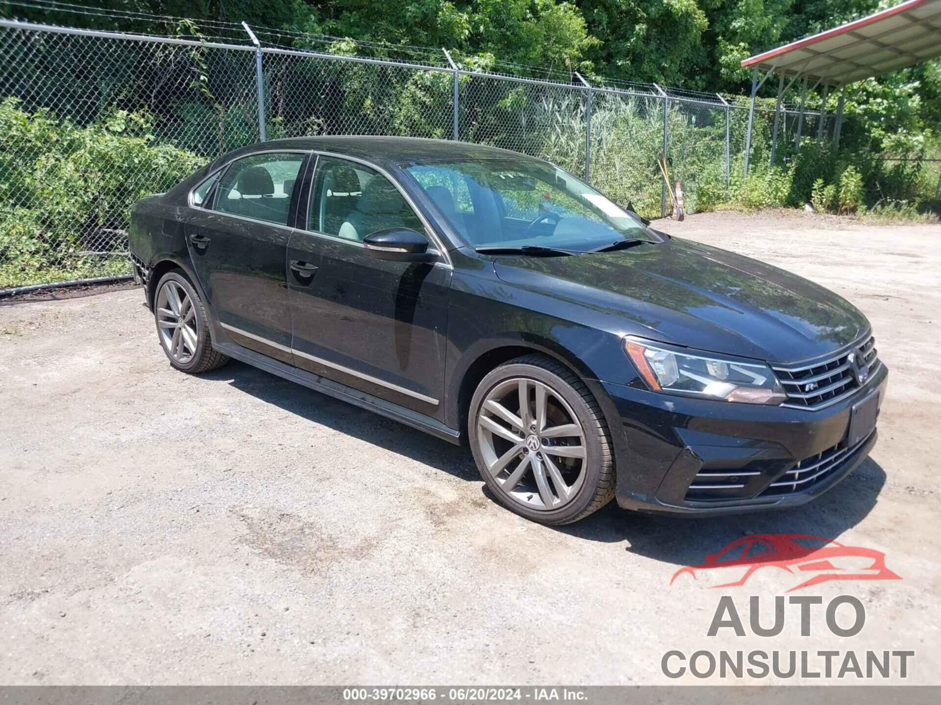 VOLKSWAGEN PASSAT 2016 - 1VWAT7A36GC029330