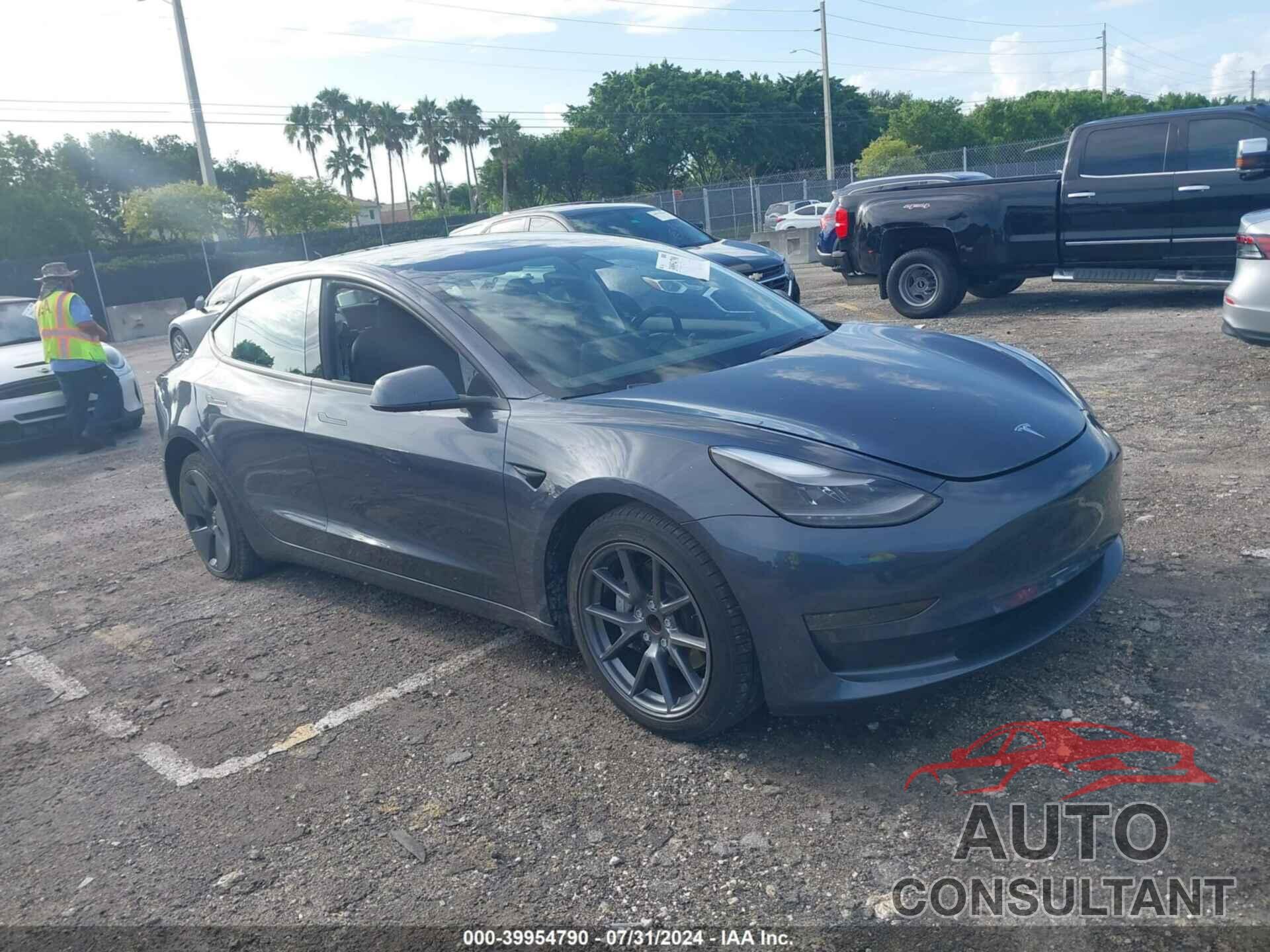 TESLA MODEL 3 2022 - 5YJ3E1EA7NF316803