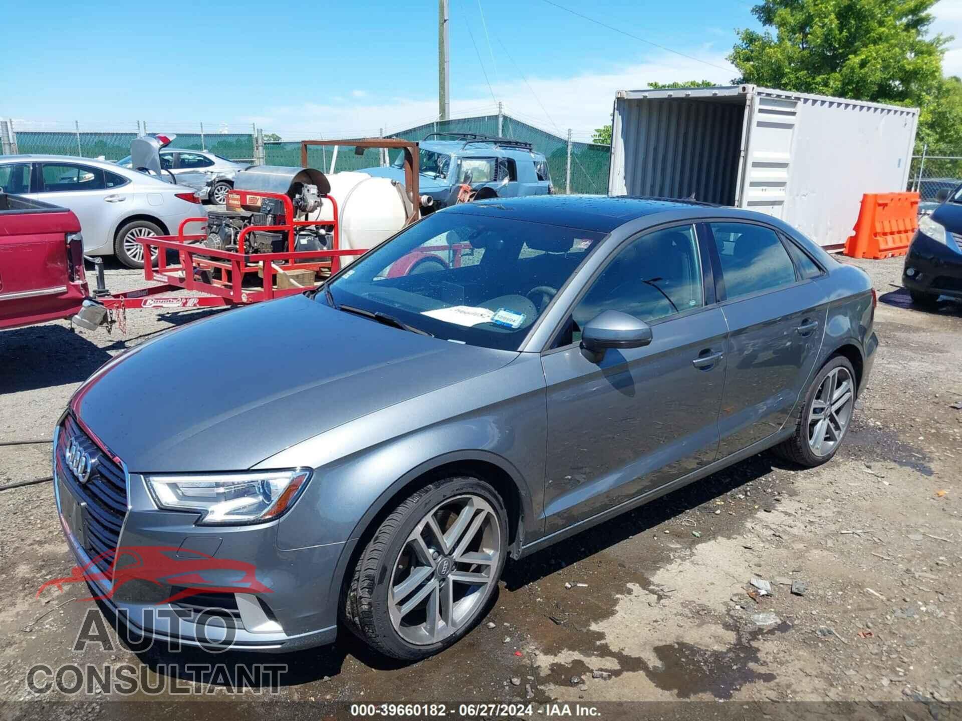 AUDI A3 2019 - WAUBEGFF0K1018250