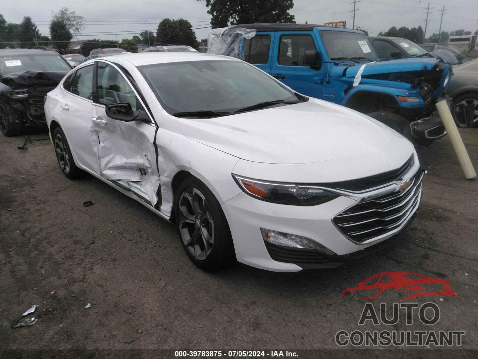 CHEVROLET MALIBU 2022 - 1G1ZD5ST4NF205401