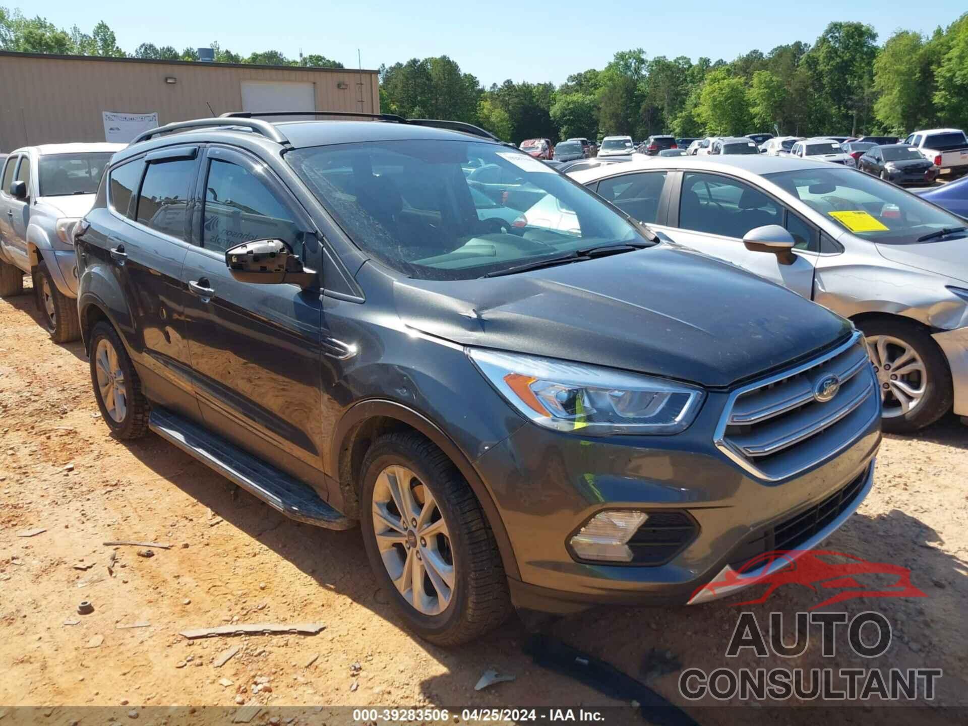 FORD ESCAPE 2017 - 1FMCU0GD1HUA57415