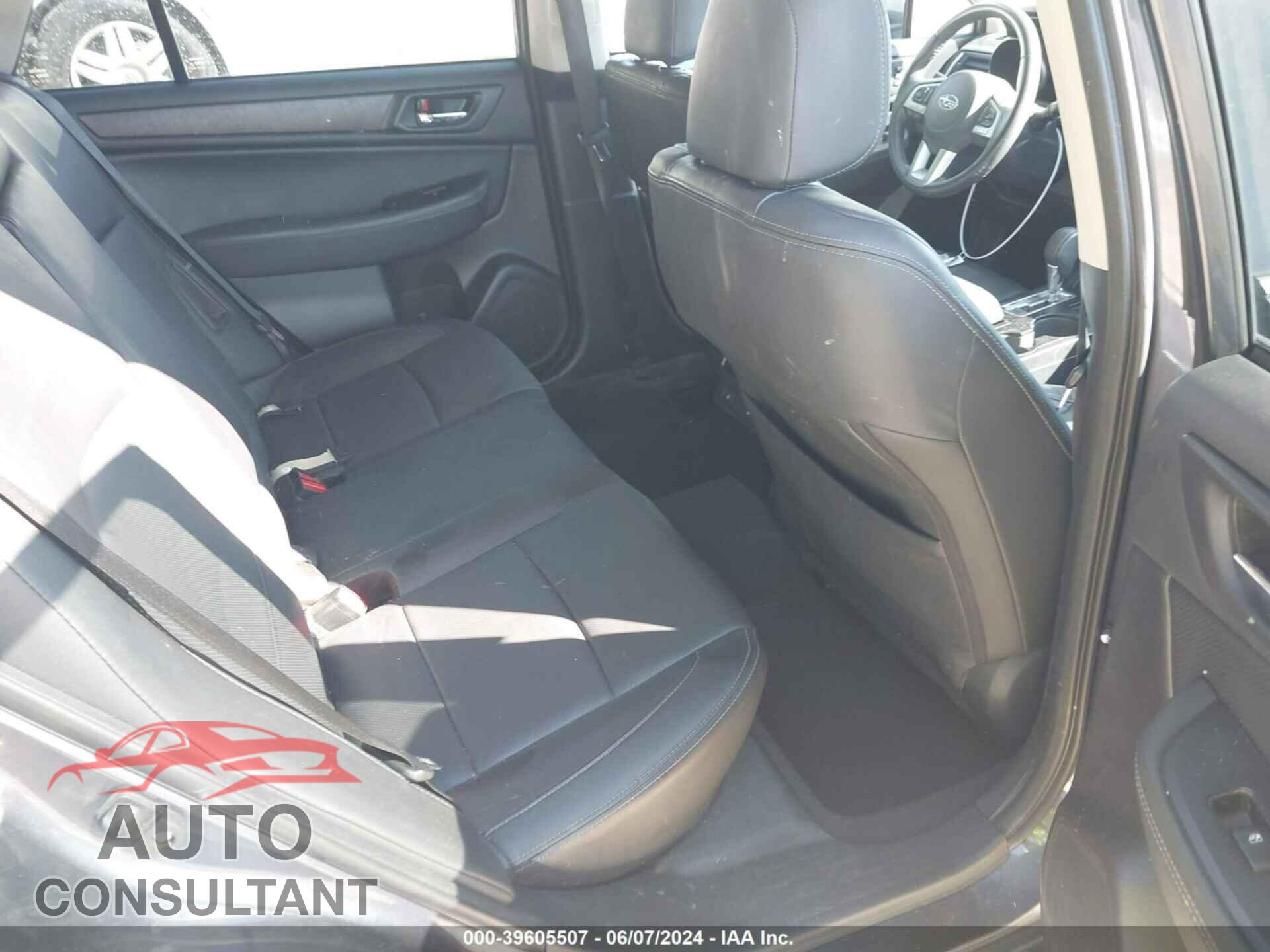 SUBARU OUTBACK 2017 - 4S4BSANC4H3230979