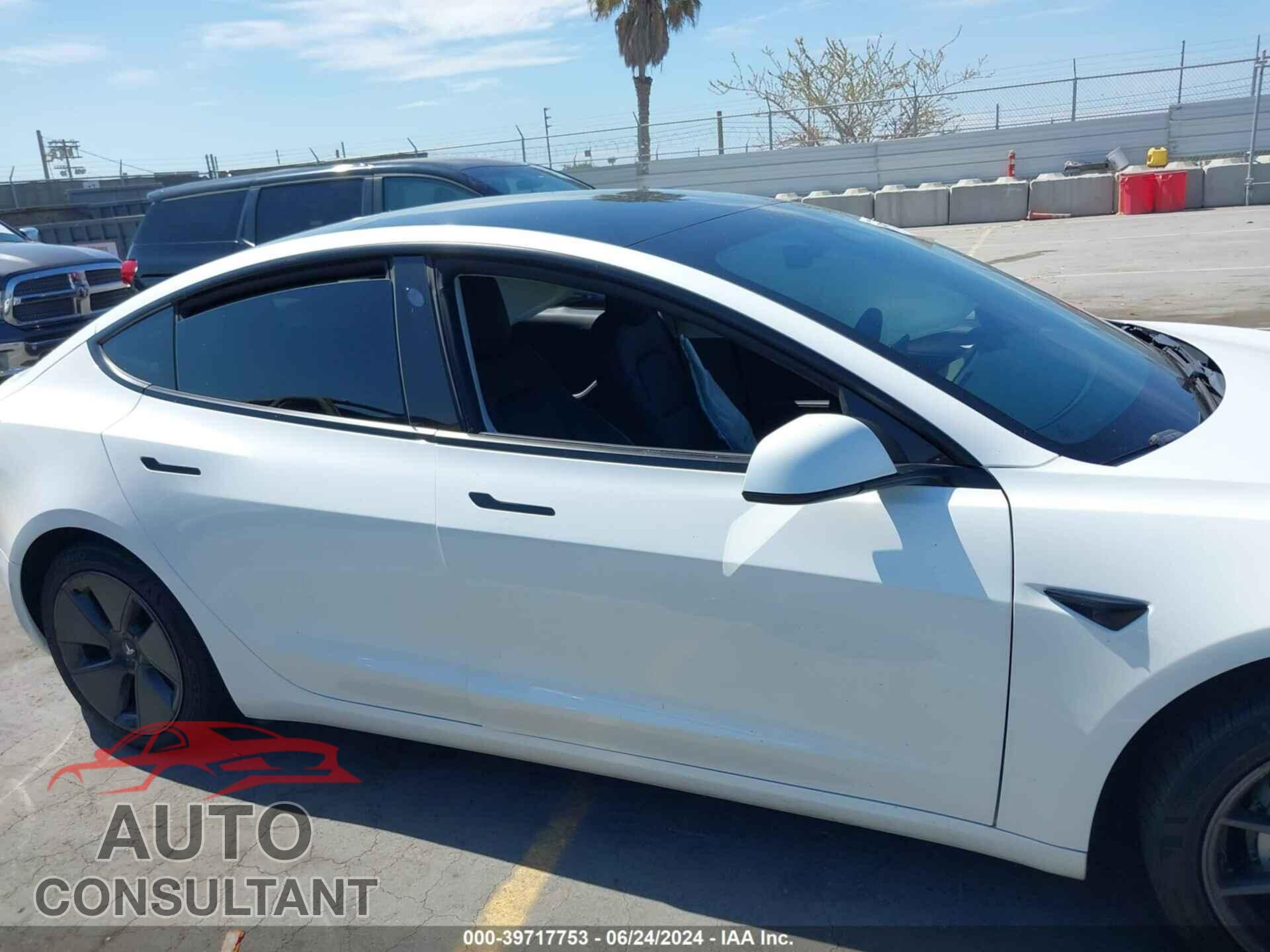 TESLA MODEL 3 2021 - 5YJ3E1EA0MF996509