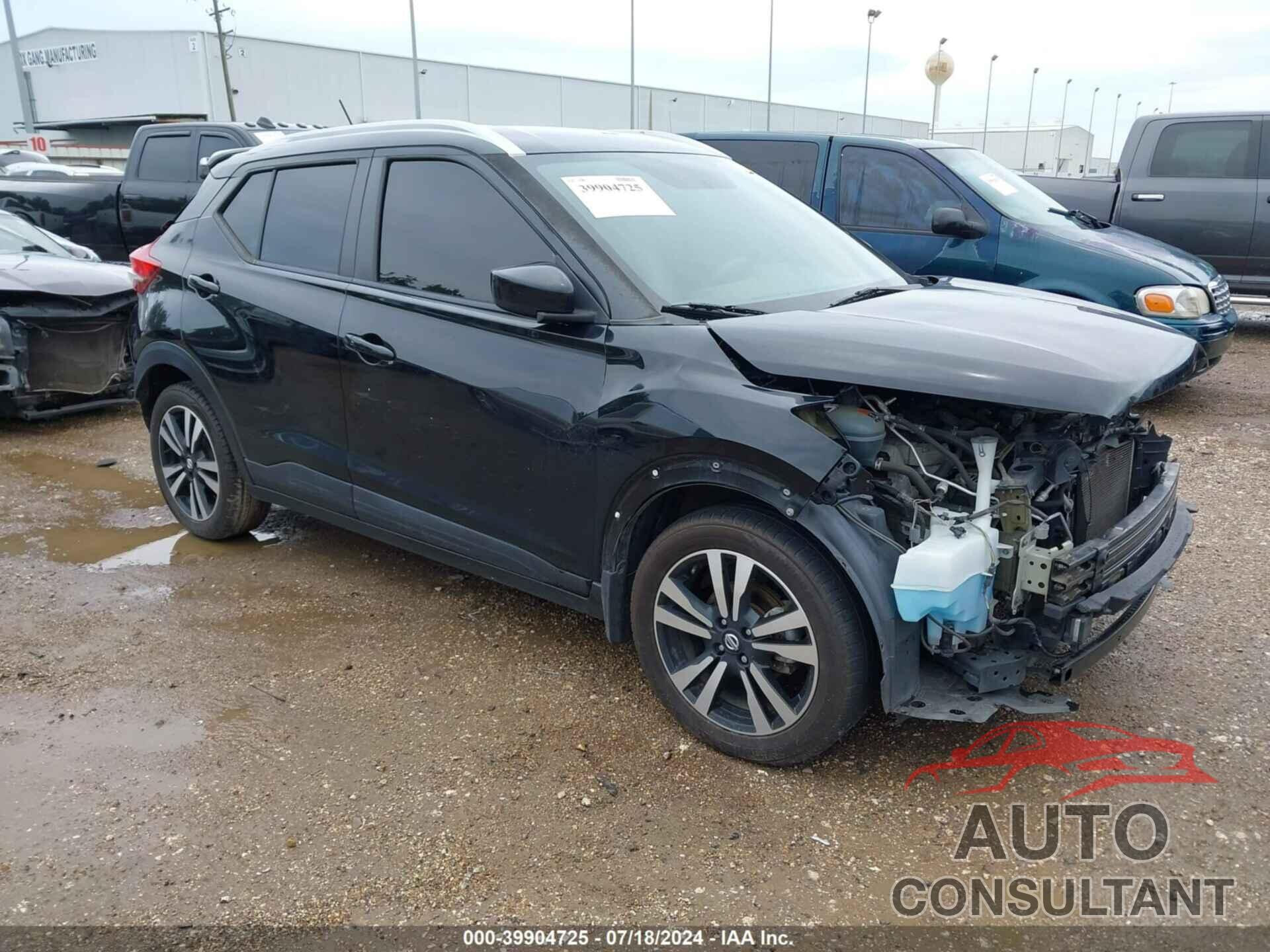 NISSAN KICKS 2018 - 3N1CP5CU6JL545714