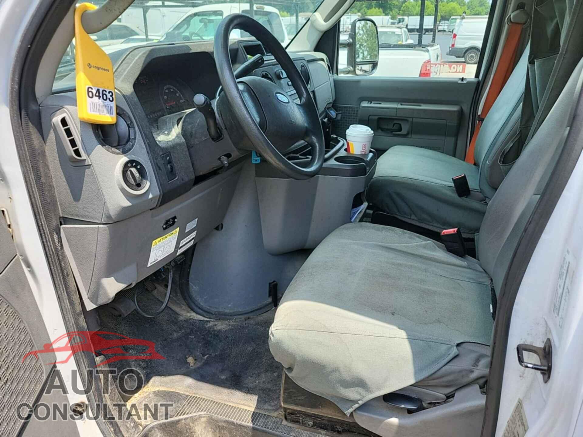 FORD ECONOLINE 2017 - 1FDXE4FS7HDC68639