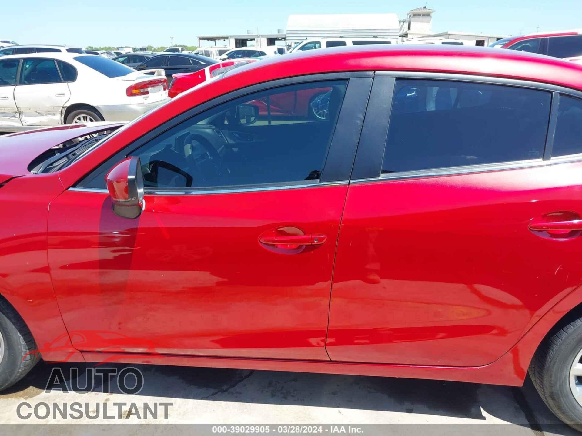 MAZDA MAZDA3 2017 - 3MZBN1U74HM101359