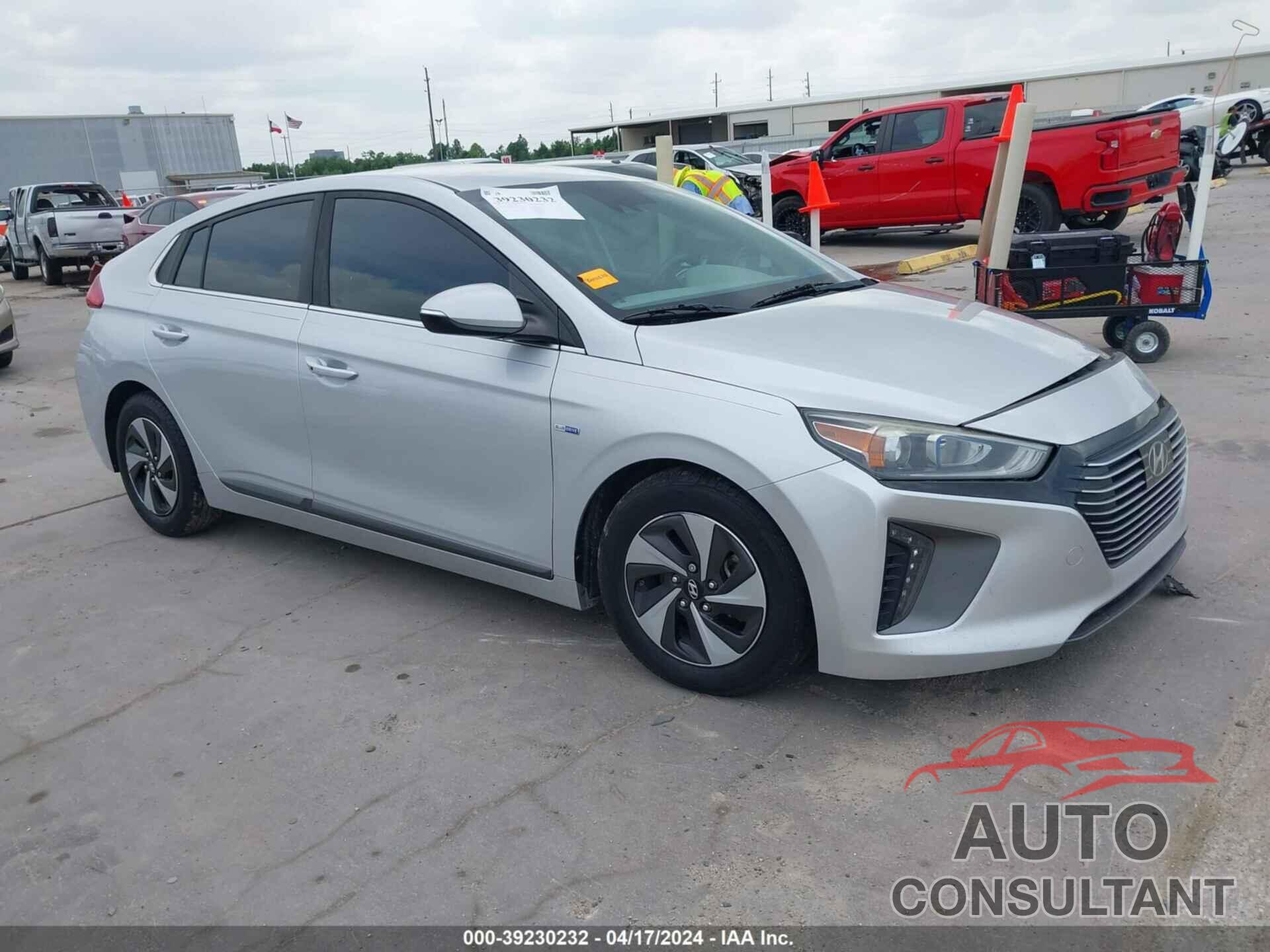 HYUNDAI IONIQ HYBRID 2019 - KMHC75LC0KU144473