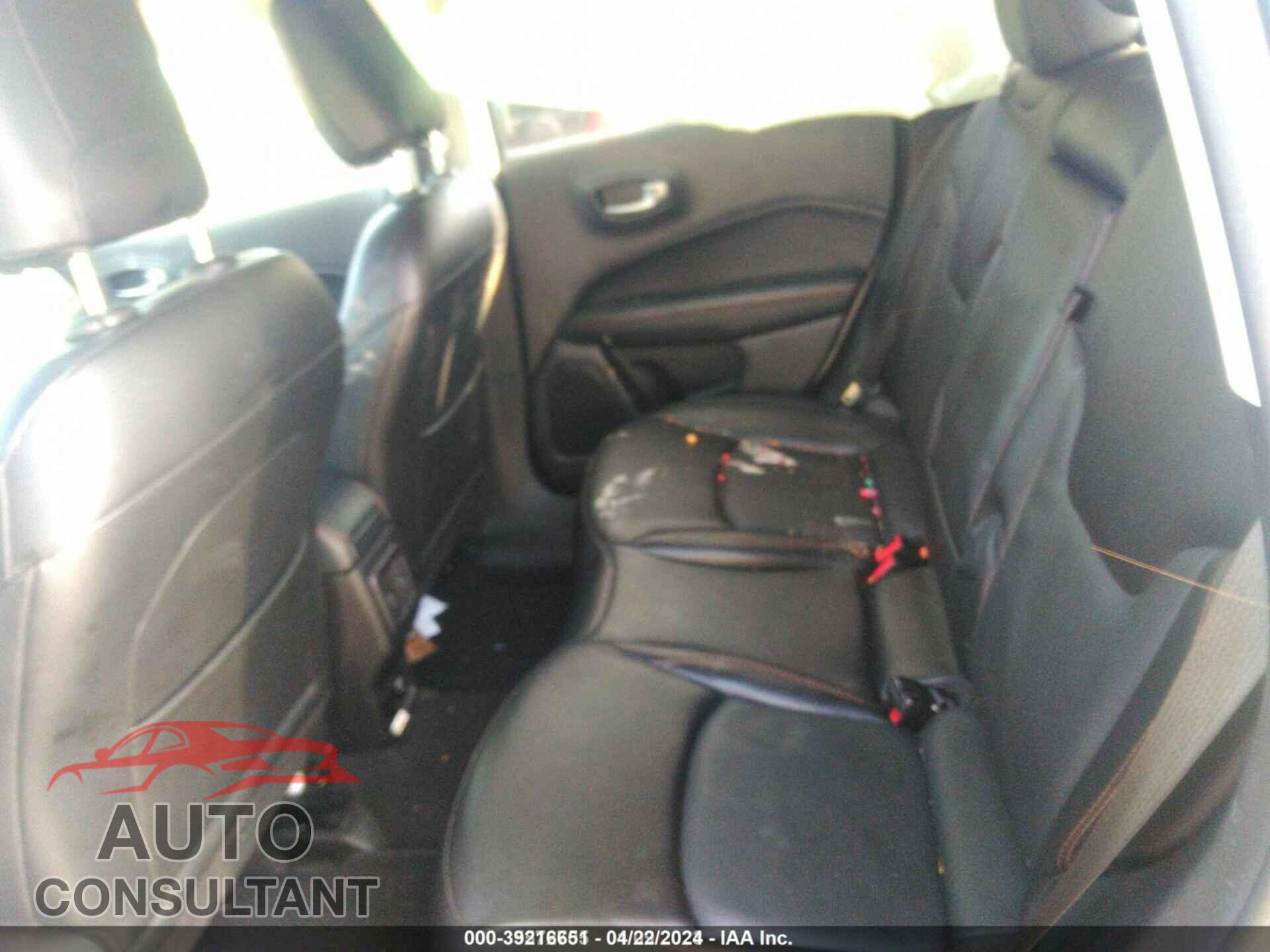 JEEP COMPASS 2021 - 3C4NJDCB8MT515019