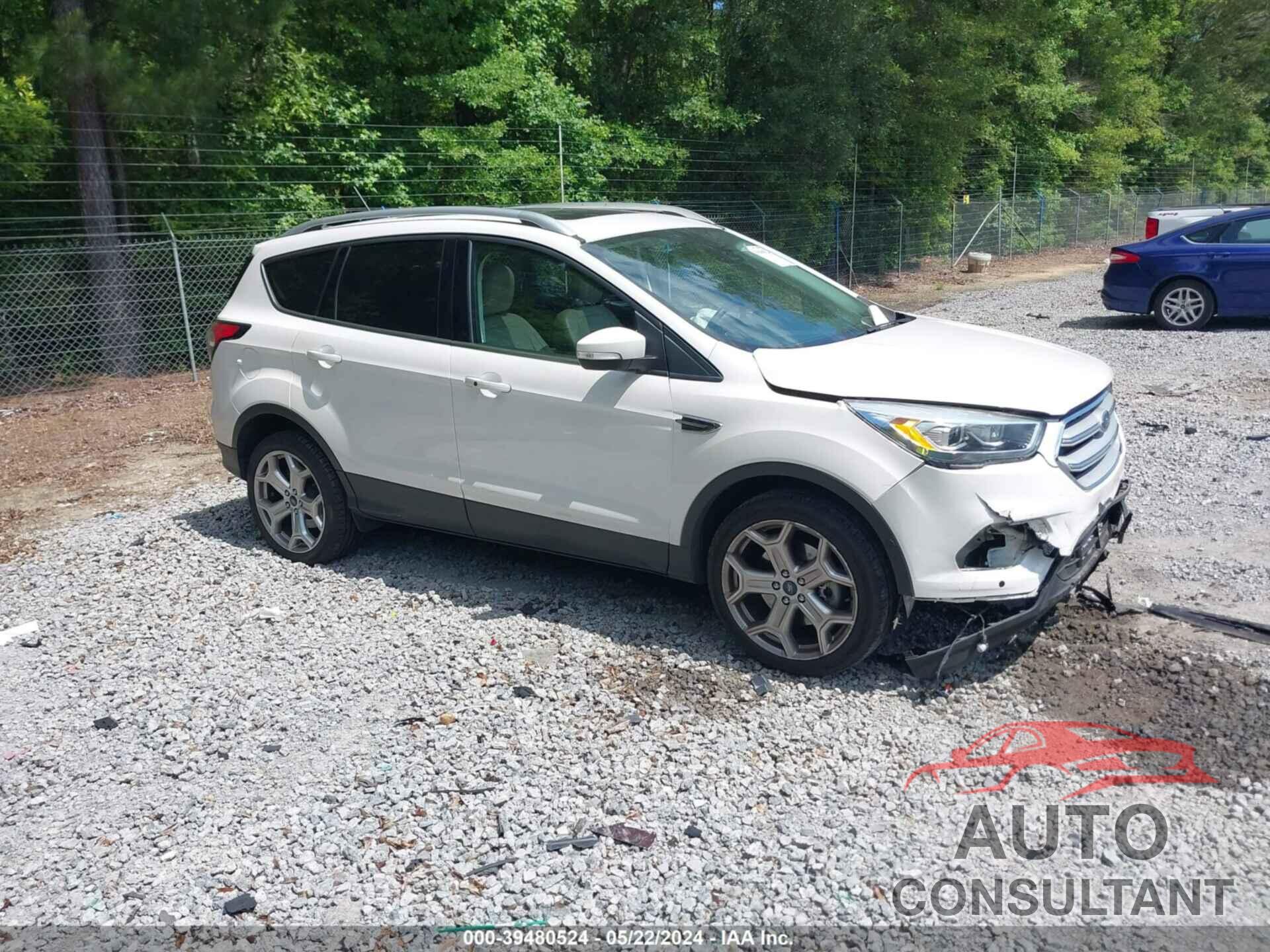 FORD ESCAPE 2018 - 1FMCU9J91JUB02738