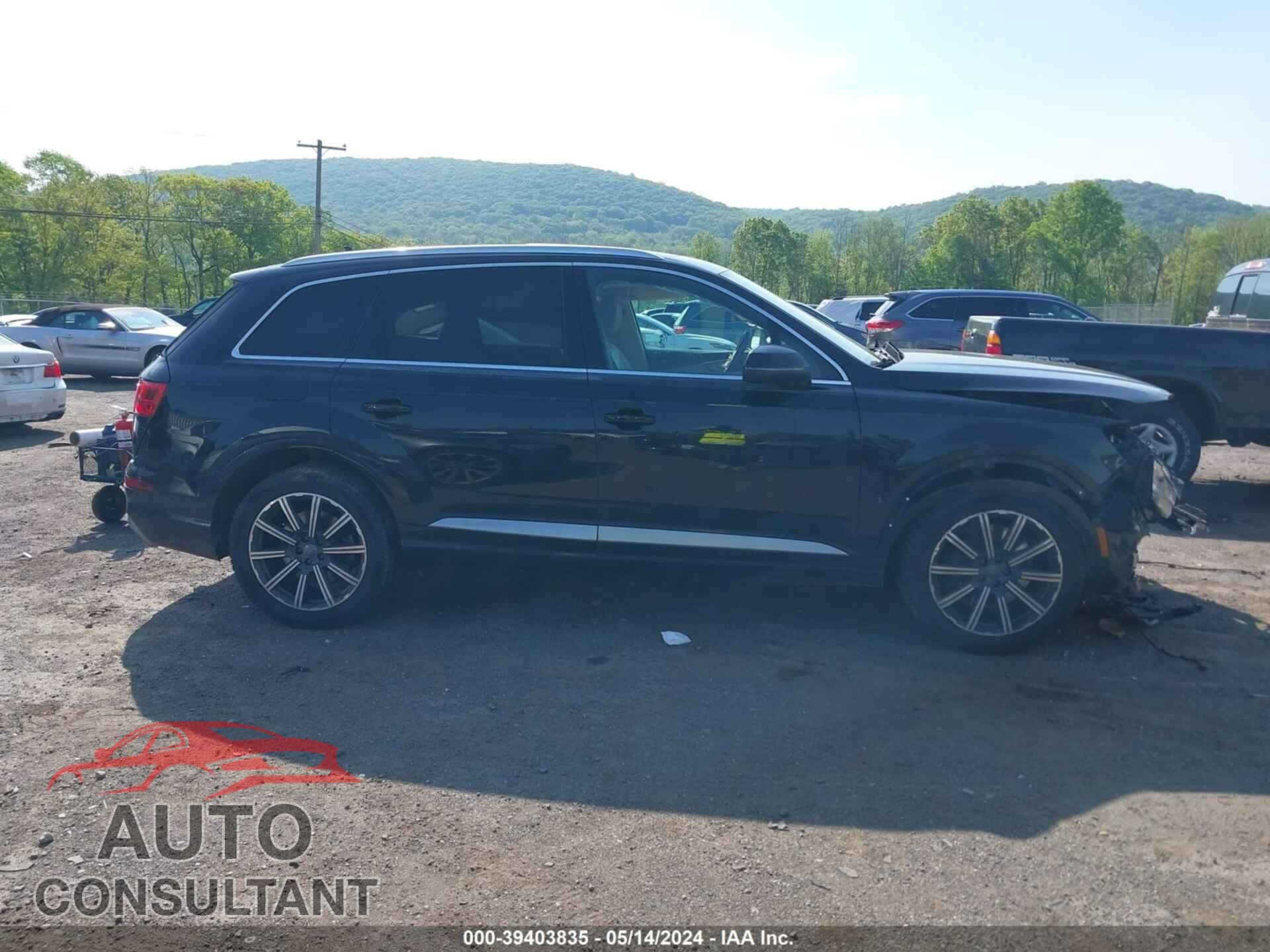 AUDI Q7 2019 - WA1LAAF75KD014549