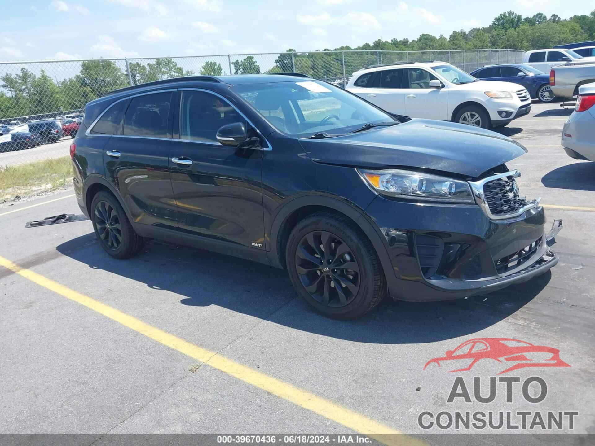 KIA SORENTO 2019 - 5XYPGDA56KG586454