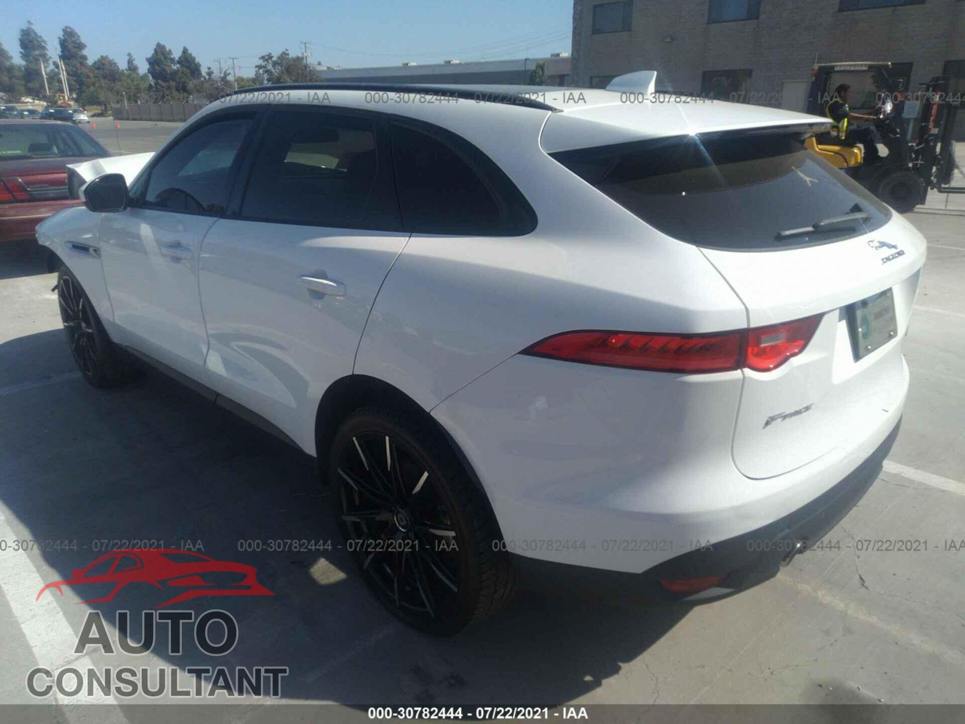 JAGUAR F-PACE 2017 - SADCJ2BV4HA081996