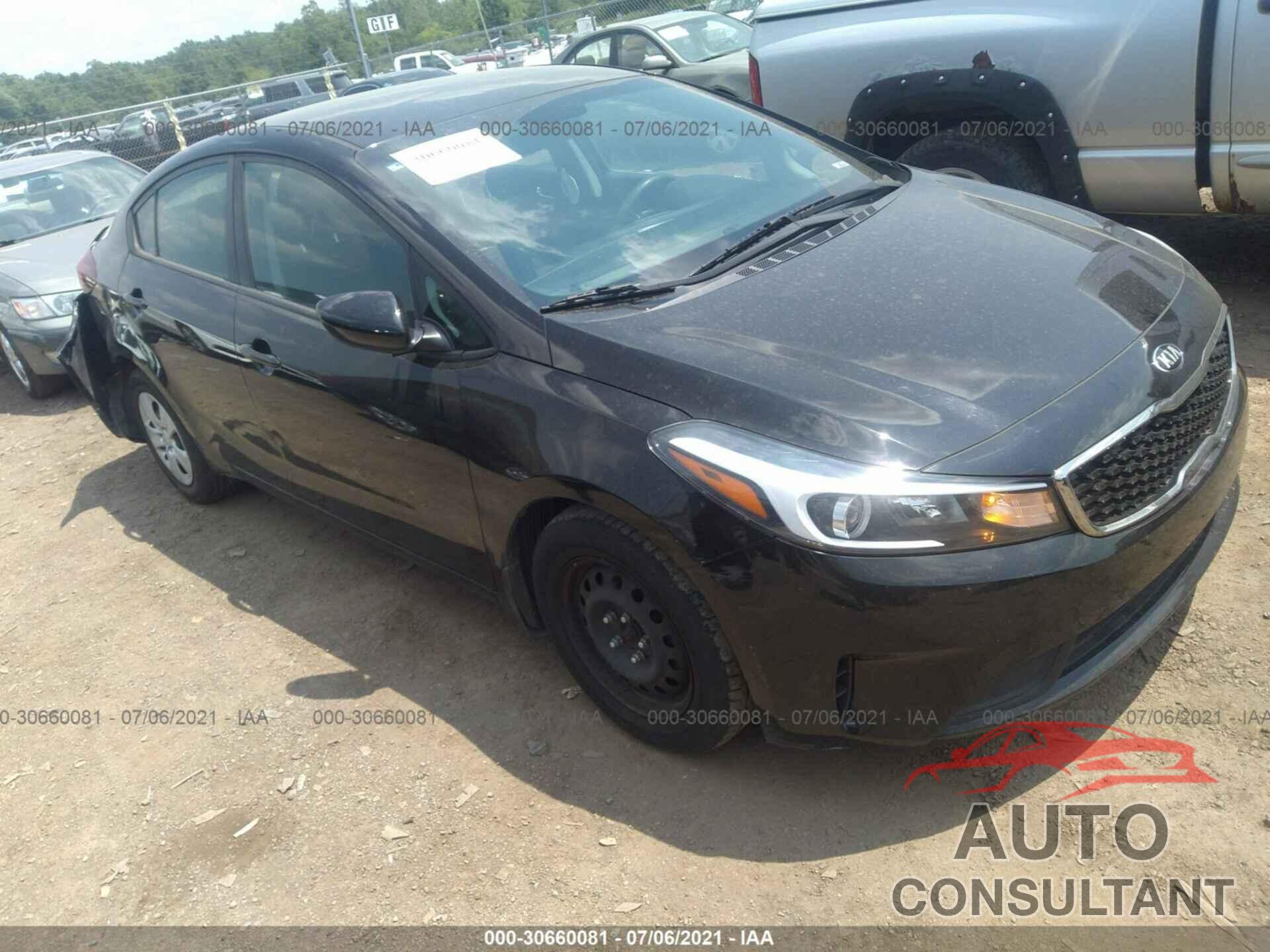 KIA FORTE 2018 - 3KPFK4A74JE176615