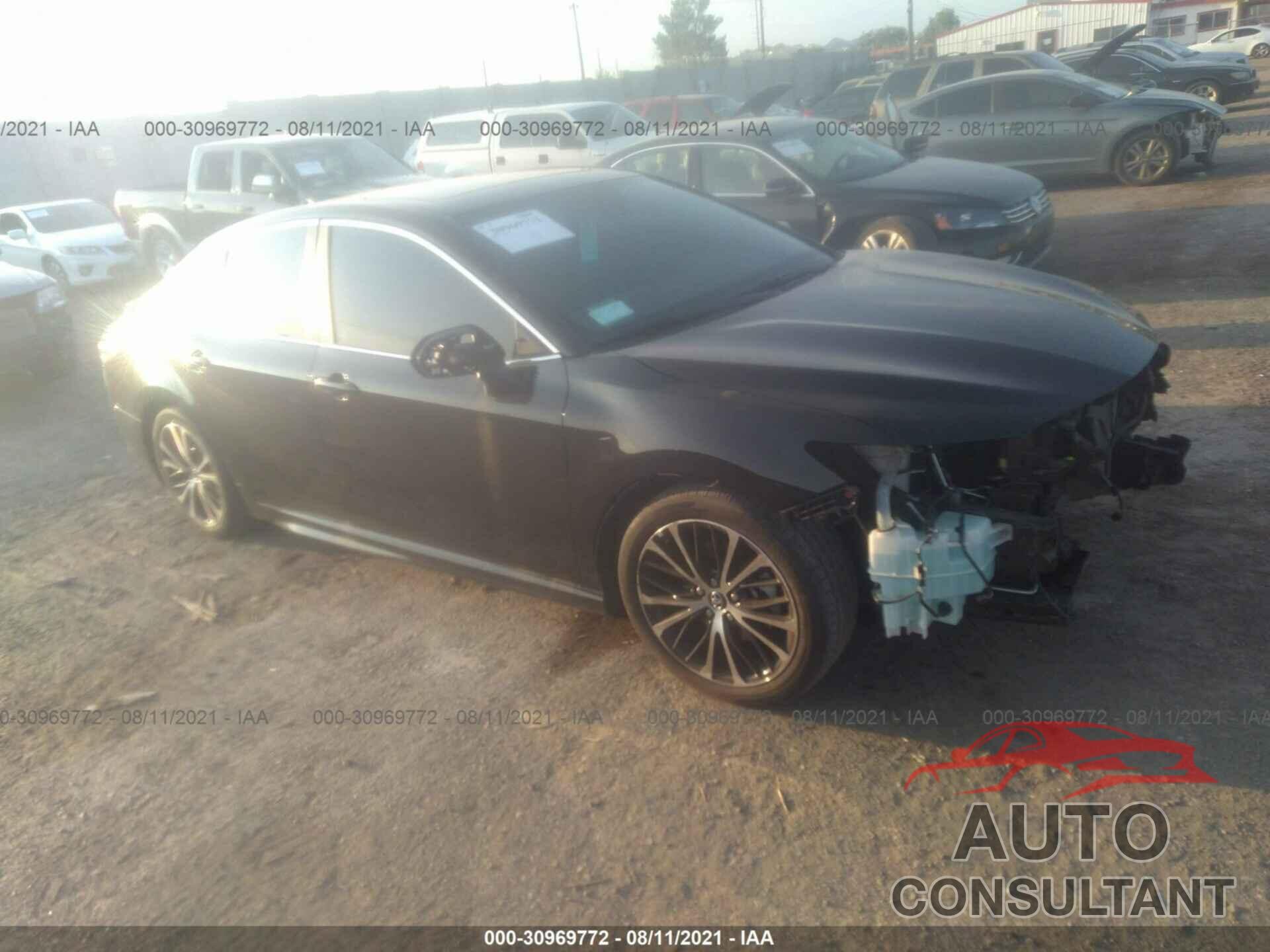 TOYOTA CAMRY 2020 - 4T1G11AK6LU877179