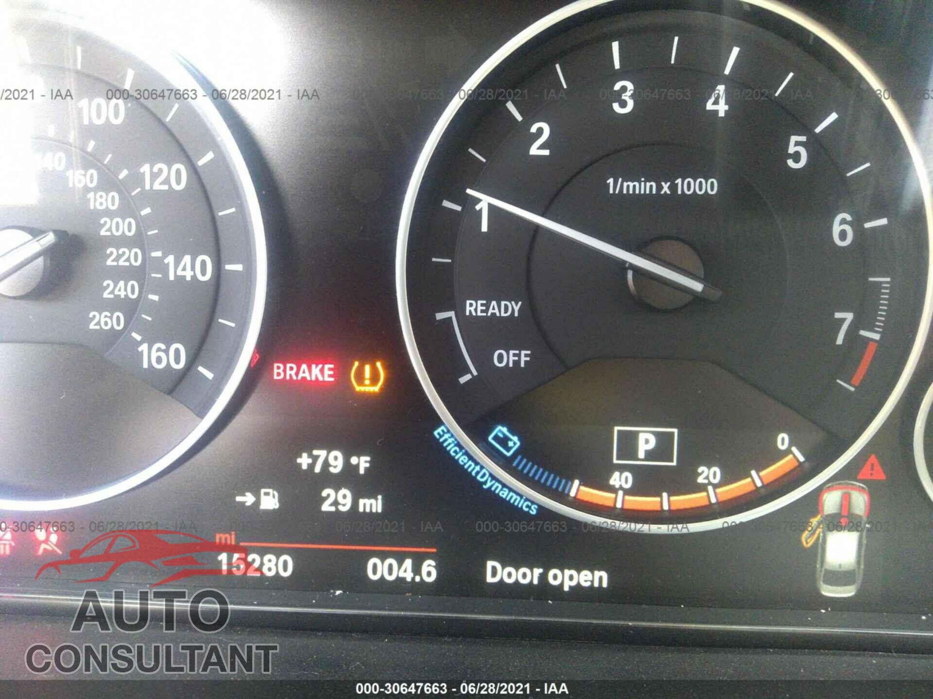 BMW 3 SERIES 2016 - WBA8E5G54GNU21751