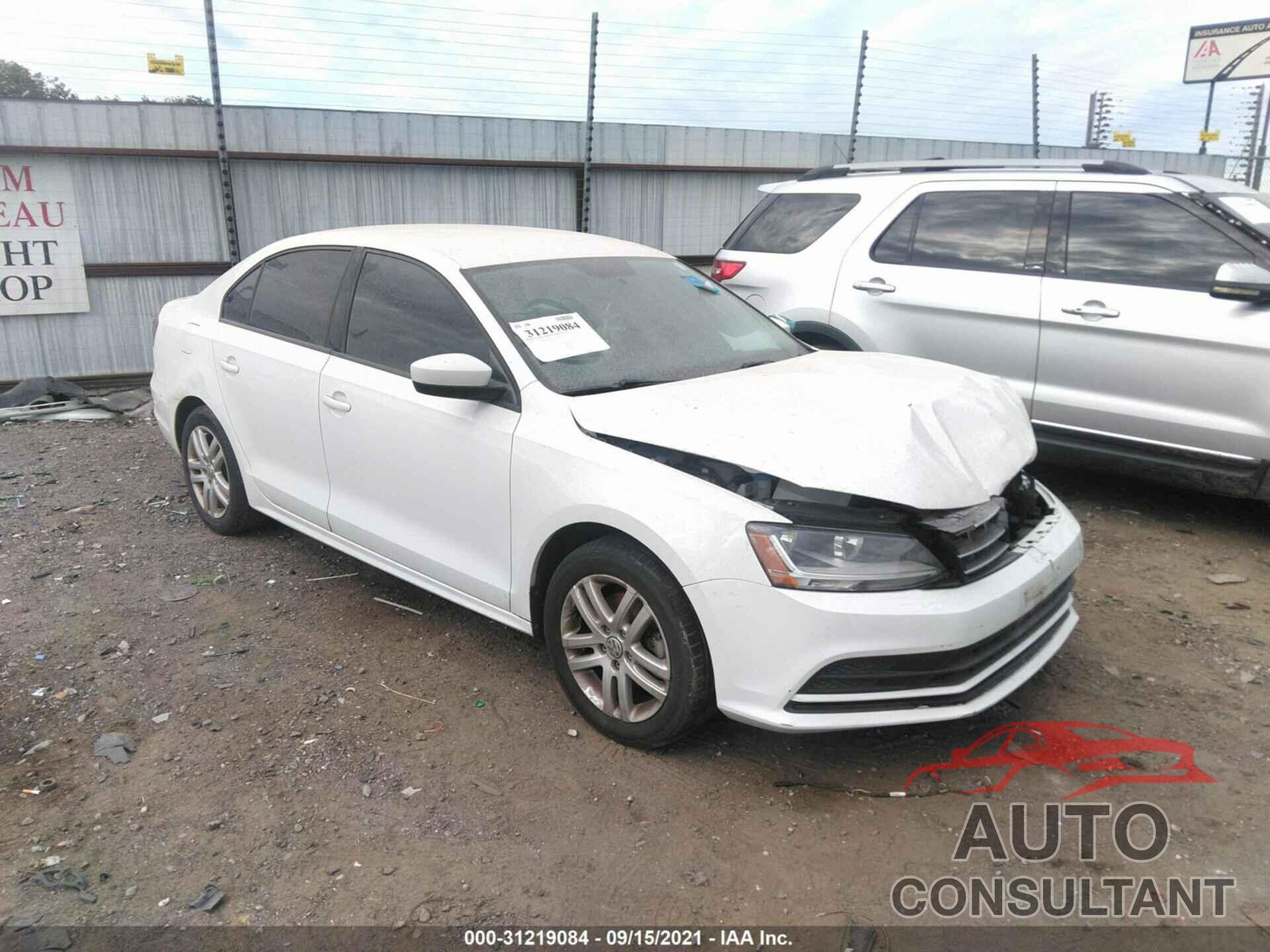 VOLKSWAGEN JETTA 2018 - 3VW2B7AJ2JM234574