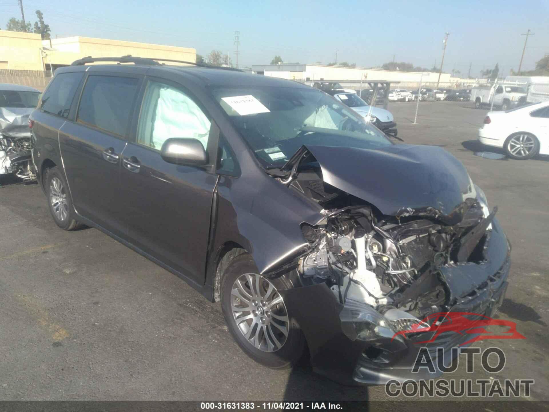 TOYOTA SIENNA 2018 - 5TDYZ3DC8JS920939