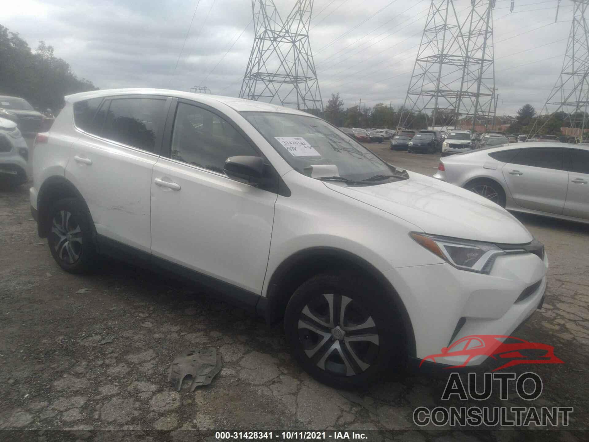 TOYOTA RAV4 2017 - JTMBFREV8HJ162206