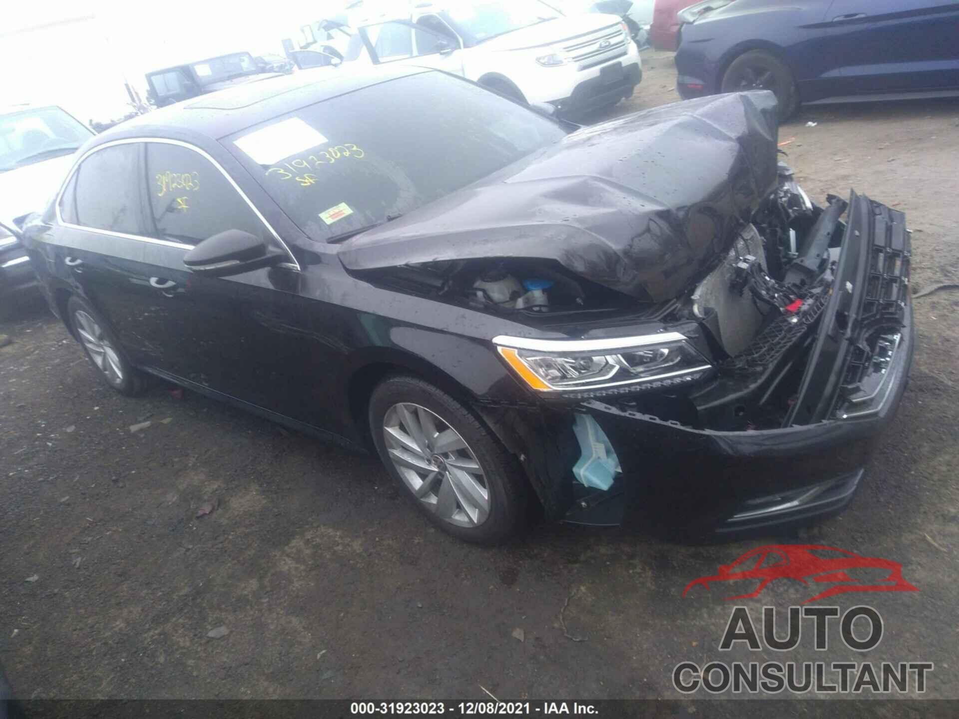 VOLKSWAGEN PASSAT 2018 - 1VWBA7A35JC025478