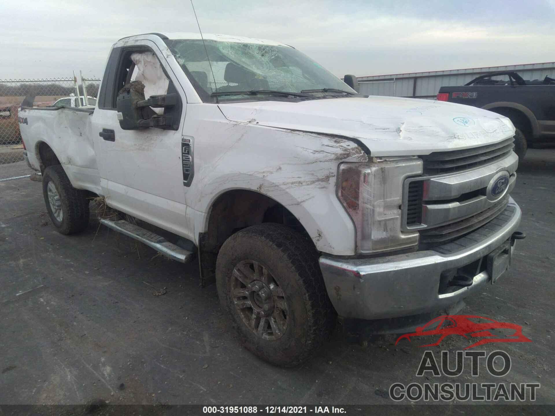 FORD SUPER DUTY F-250 SRW 2019 - 1FTBF2B68KEE19305