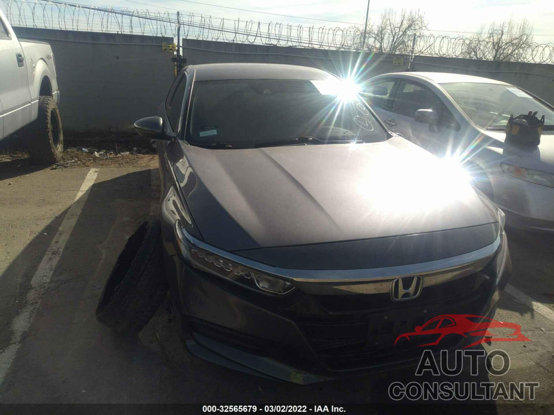 HONDA ACCORD SEDAN 2018 - 1HGCV1F18JA130075