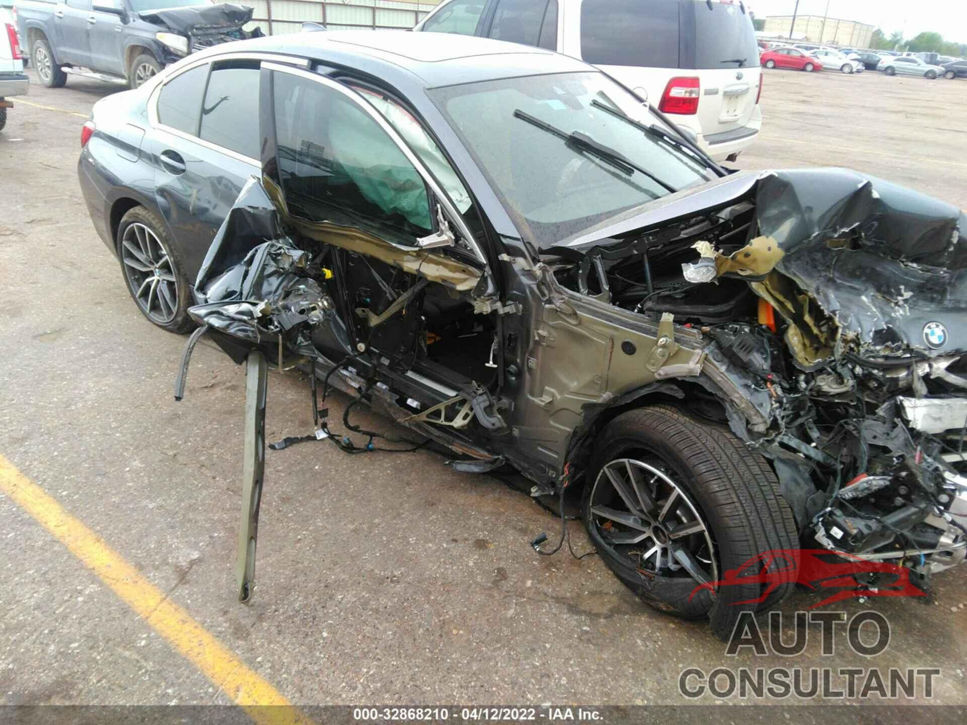 BMW 3 SERIES 2019 - WBA5R7C50KFH12391