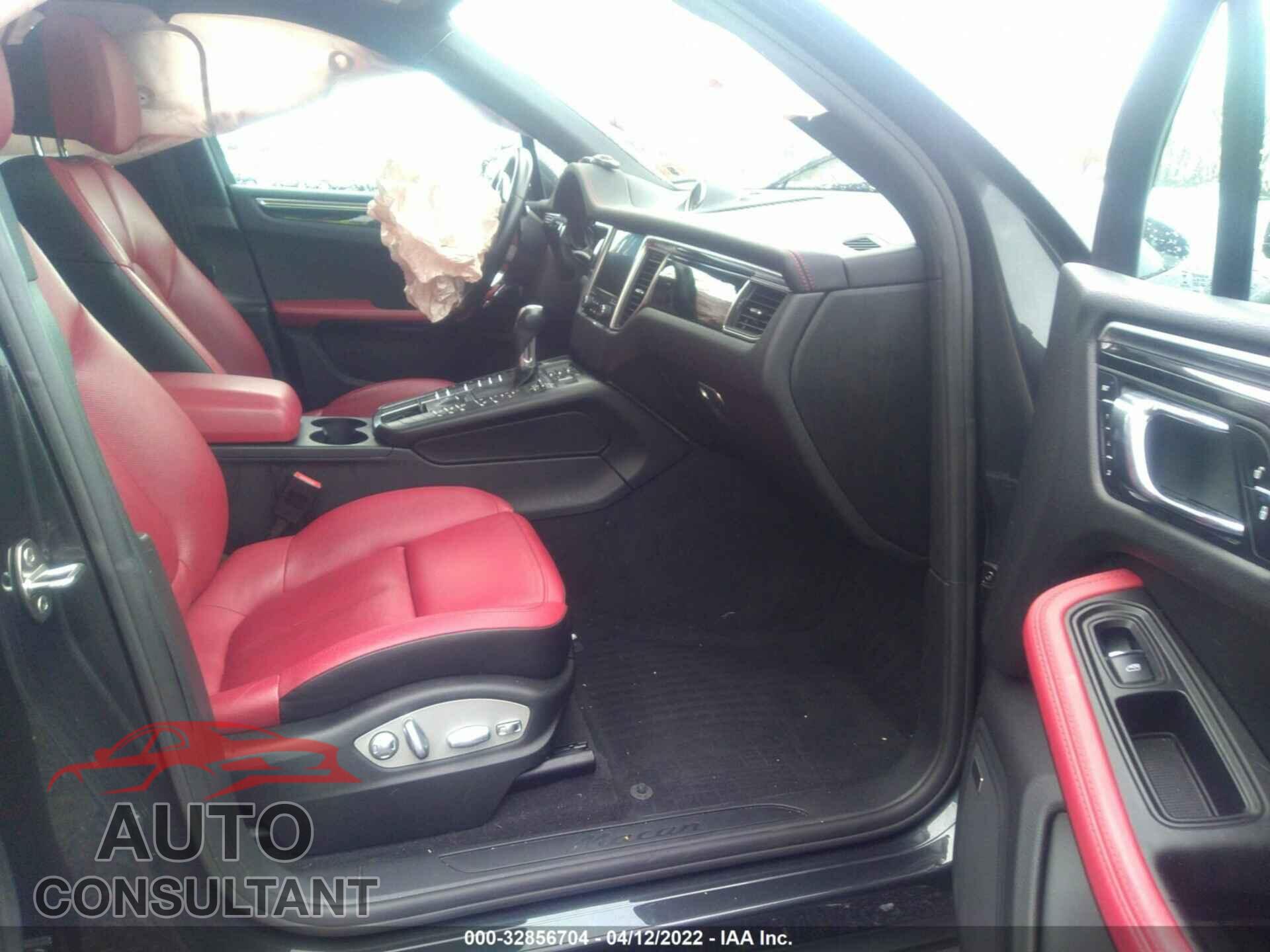 PORSCHE MACAN 2017 - WP1AA2A57HLB09166