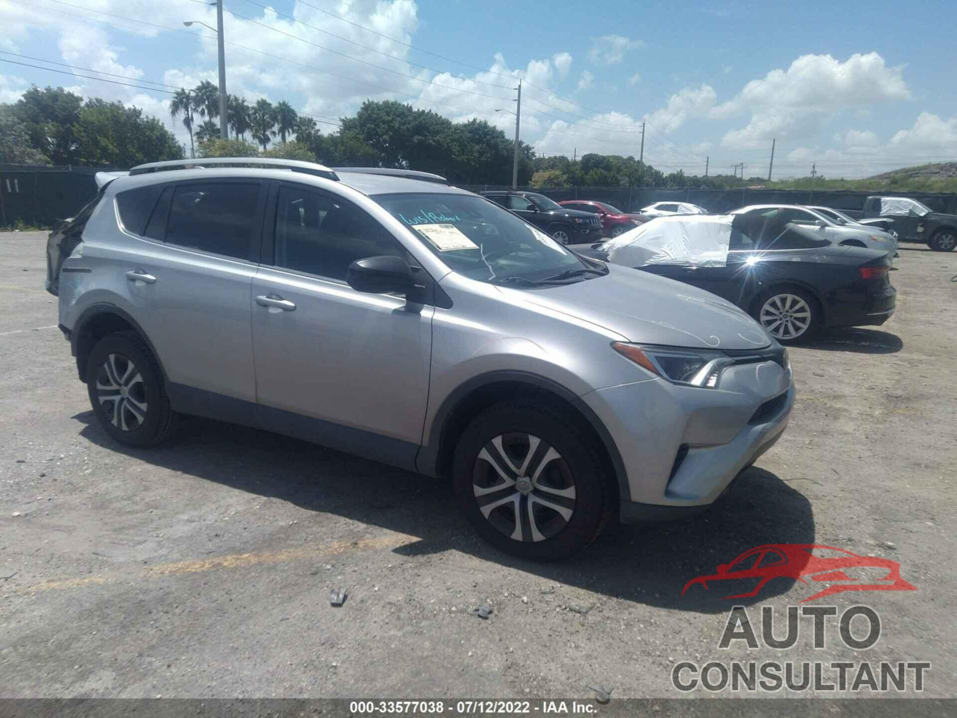 TOYOTA RAV4 2017 - 2T3ZFREV8HW387435