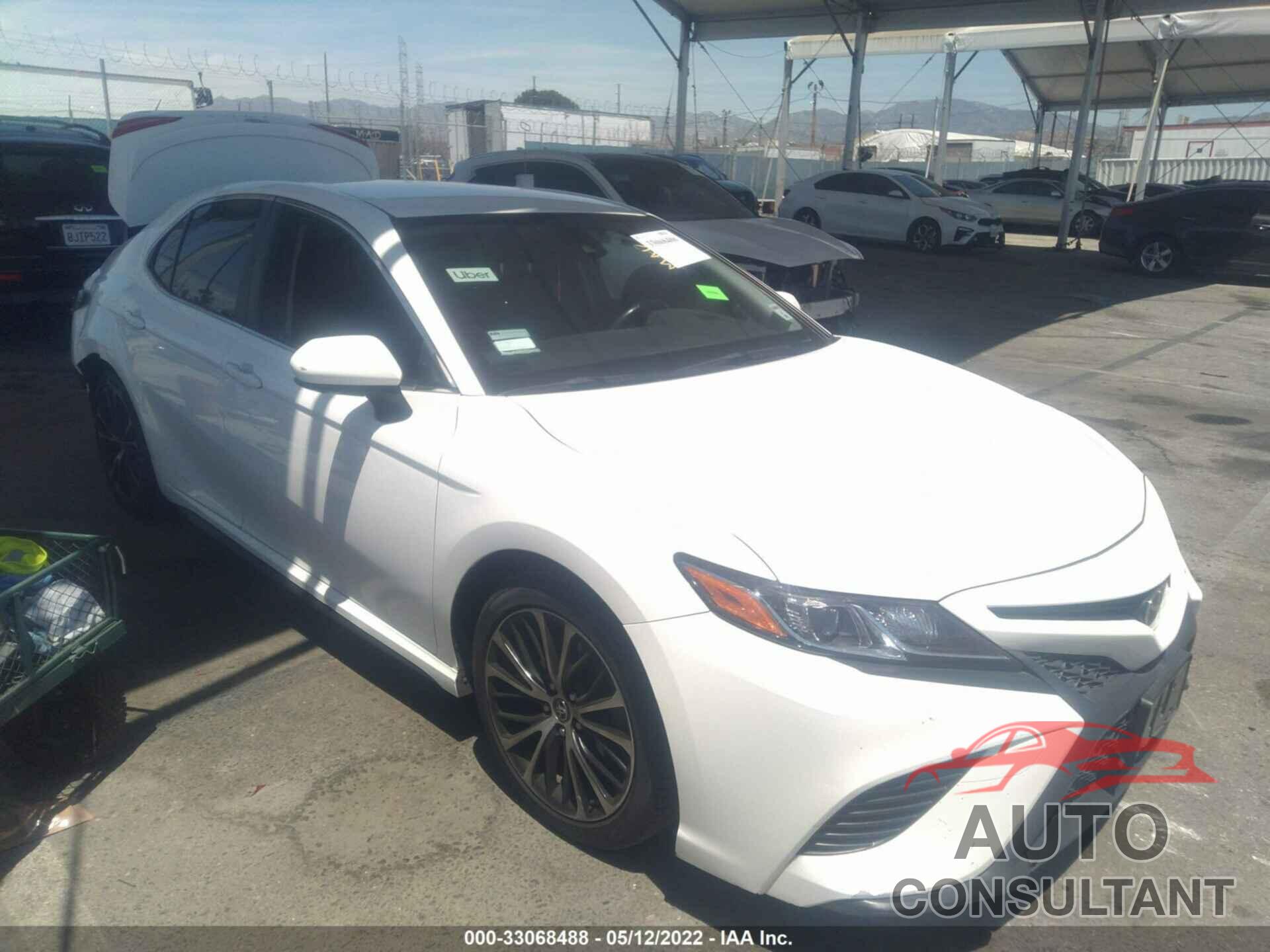 TOYOTA CAMRY 2018 - JTNB11HK6J3039673