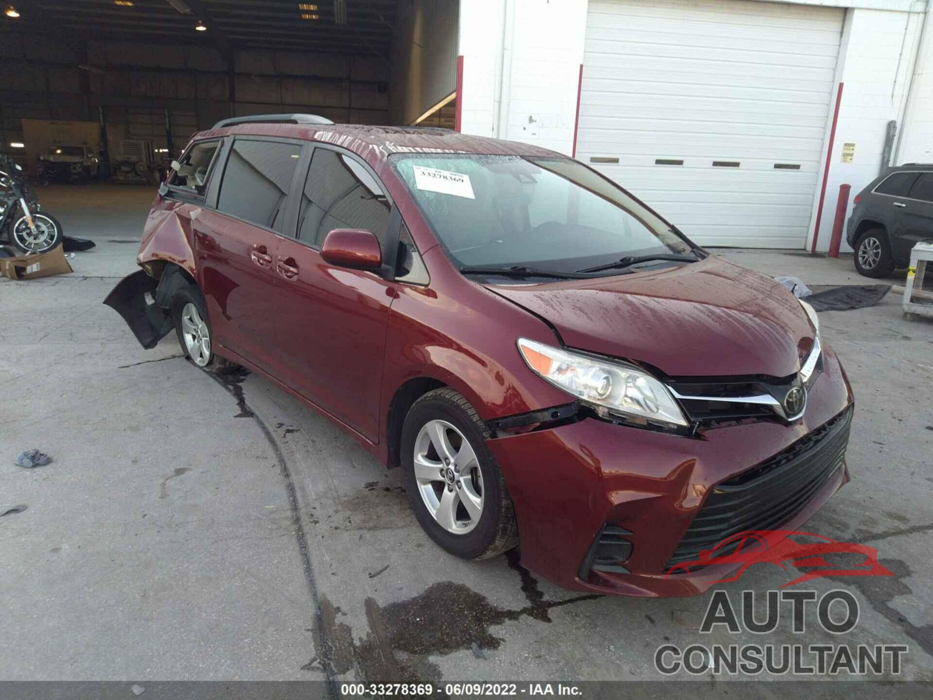 TOYOTA SIENNA 2019 - 5TDKZ3DC4KS985603